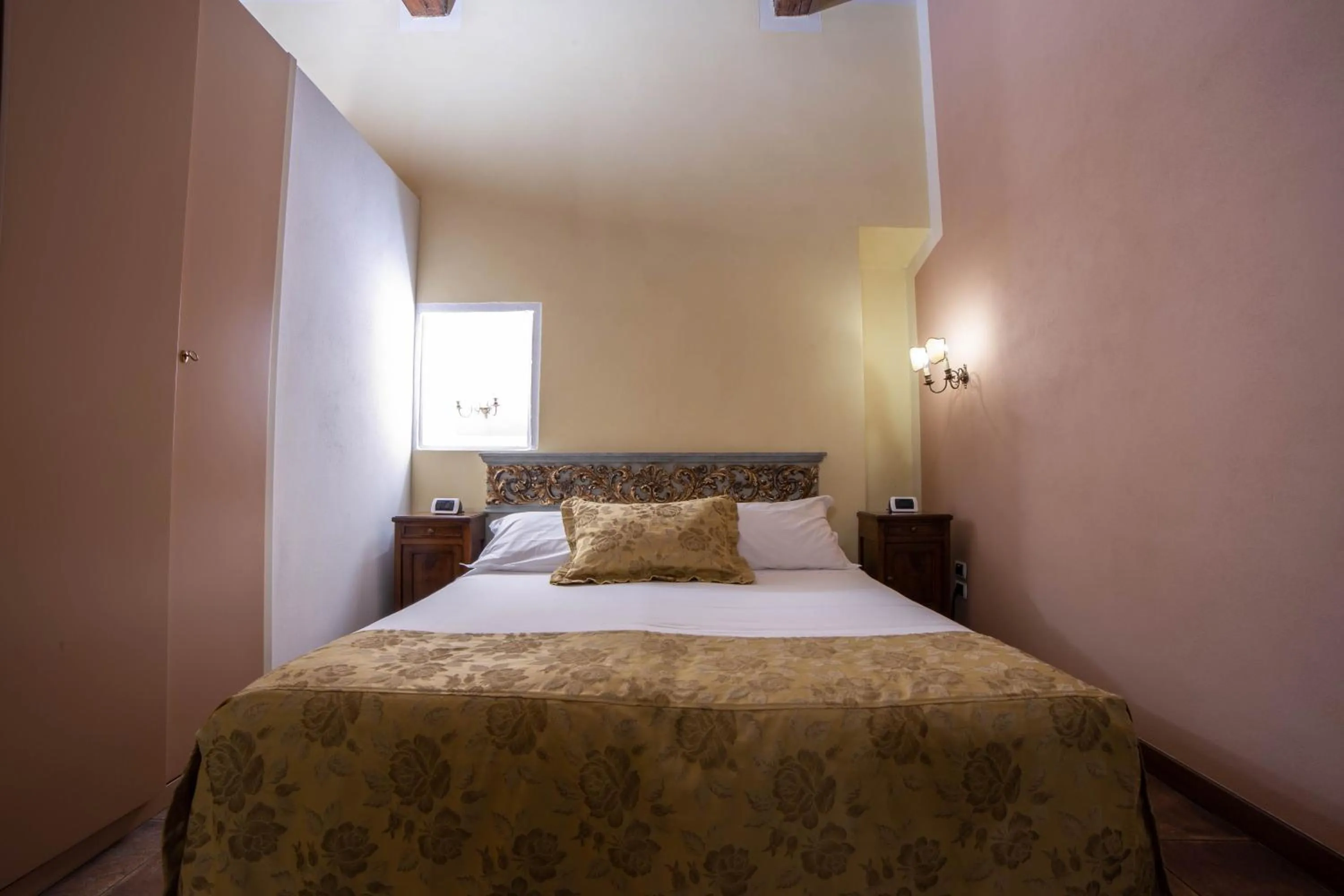 Bed in B&B Galileo 2000