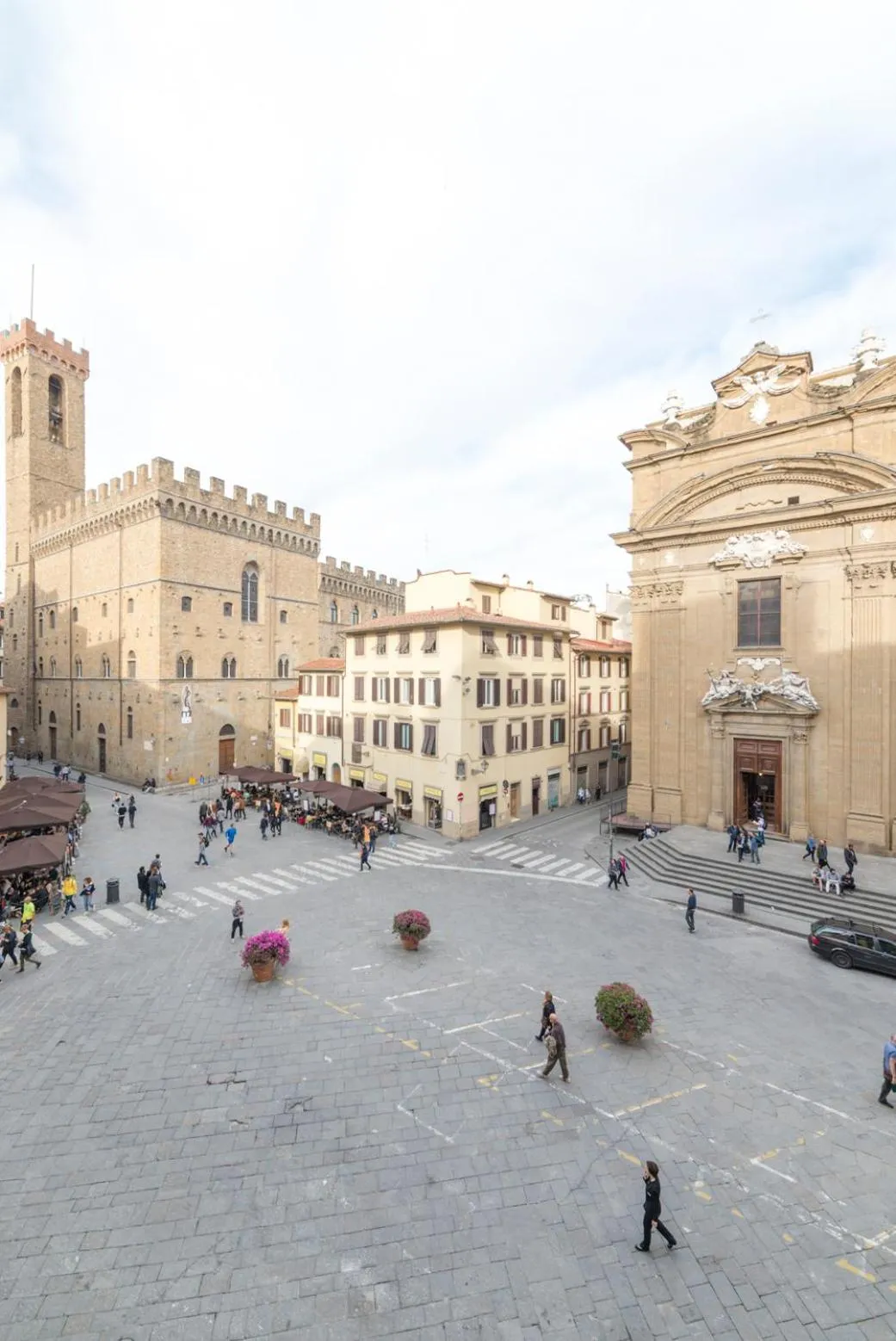 Property building in B&B Galileo 2000