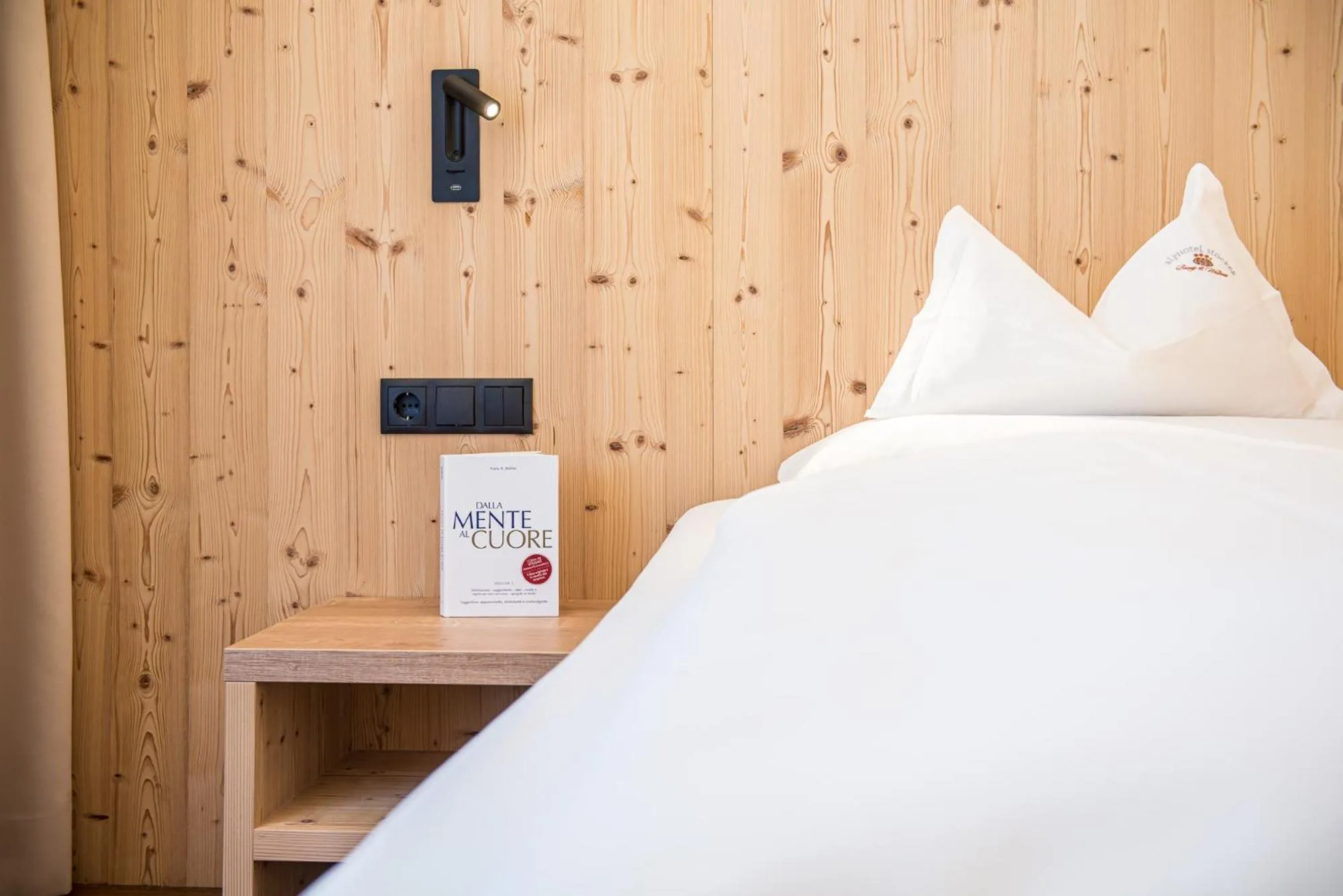 Bed in Alphotel Stocker Alpine Wellnesshotel