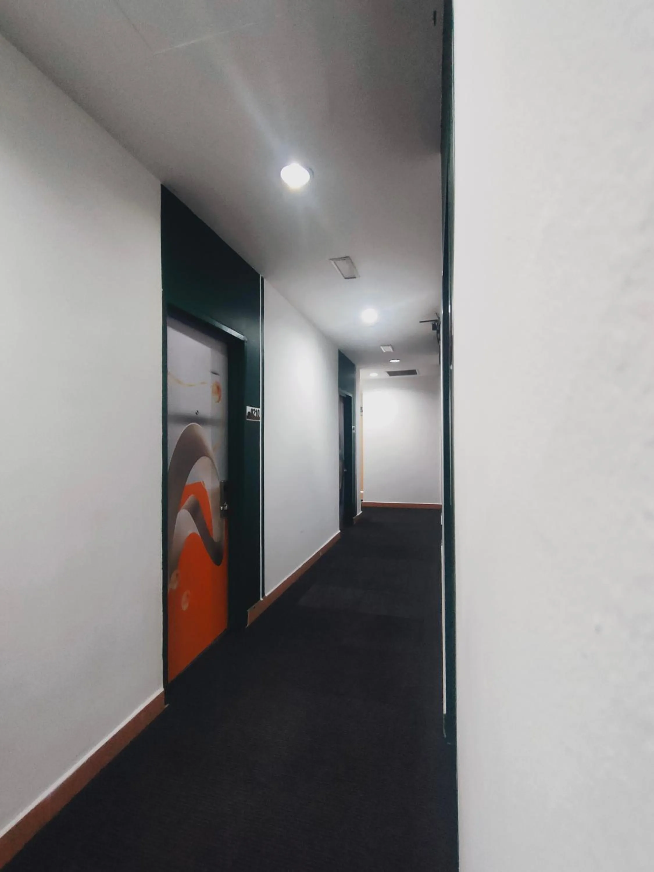 Allbes Parklands Hotel