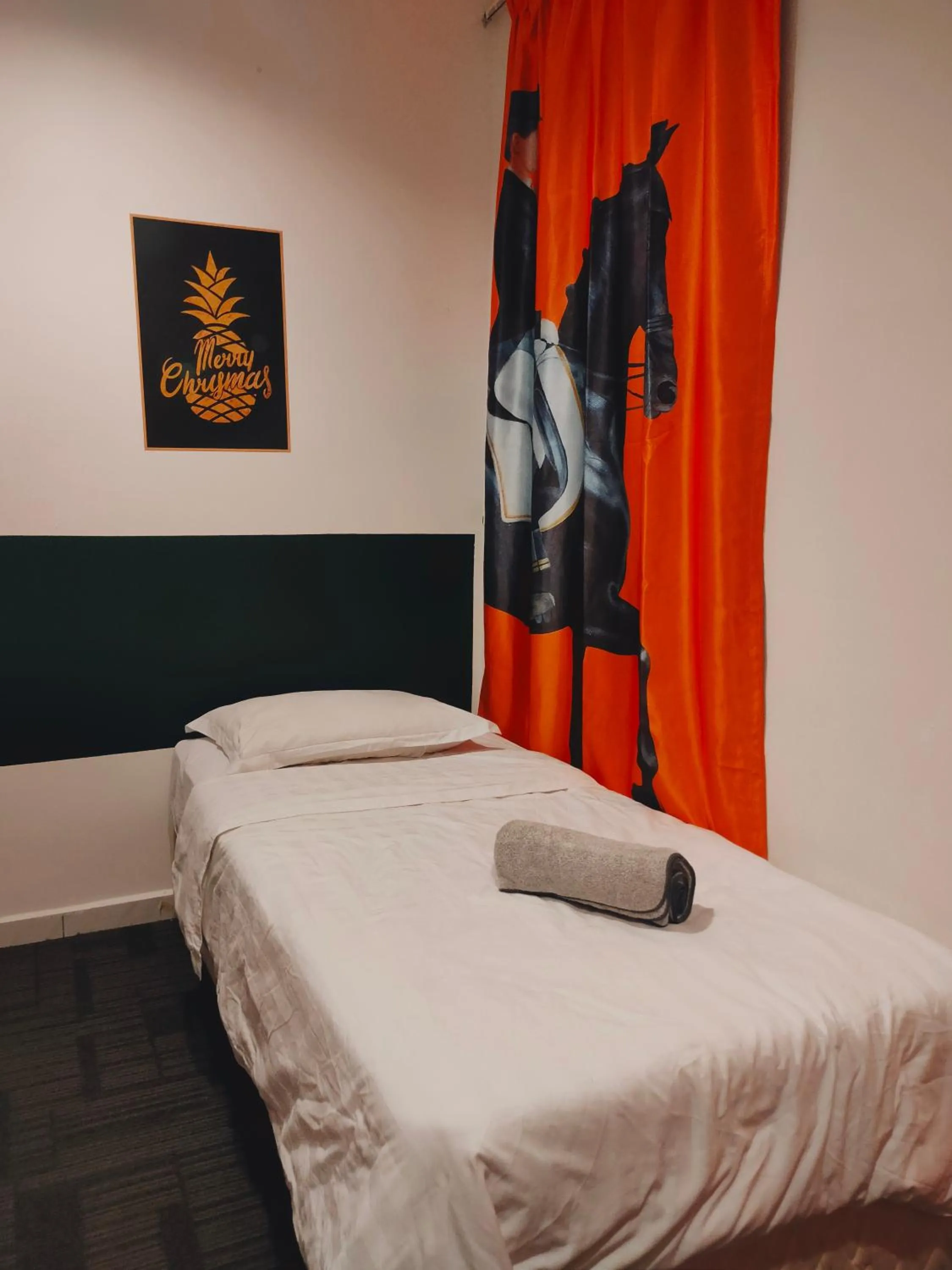 Allbes Parklands Hotel