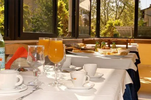 Restaurant/places to eat in Hotel Vallechiara