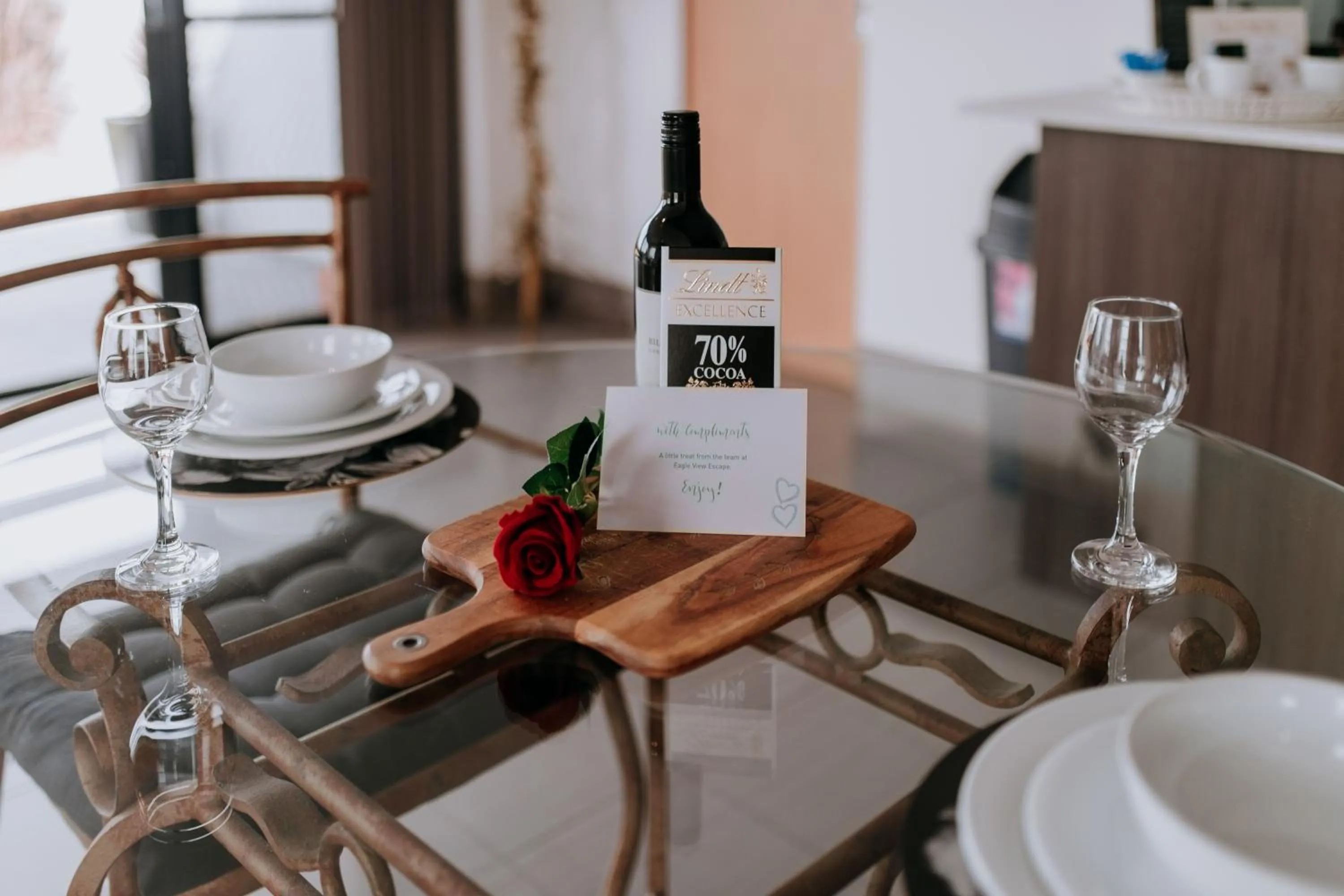 Alcoholic drinks in Eagle View Escape