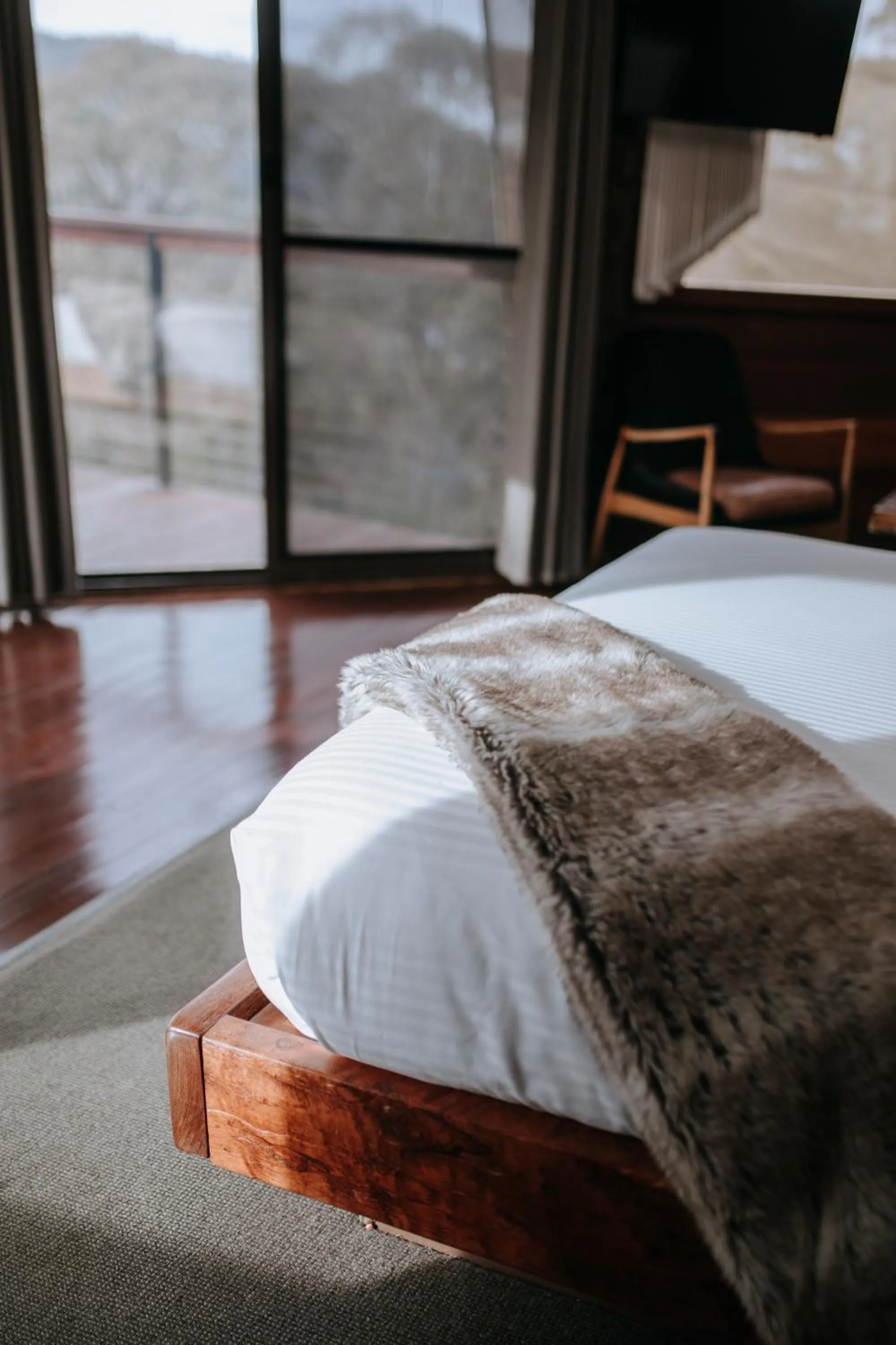 Bed in Eagle View Escape