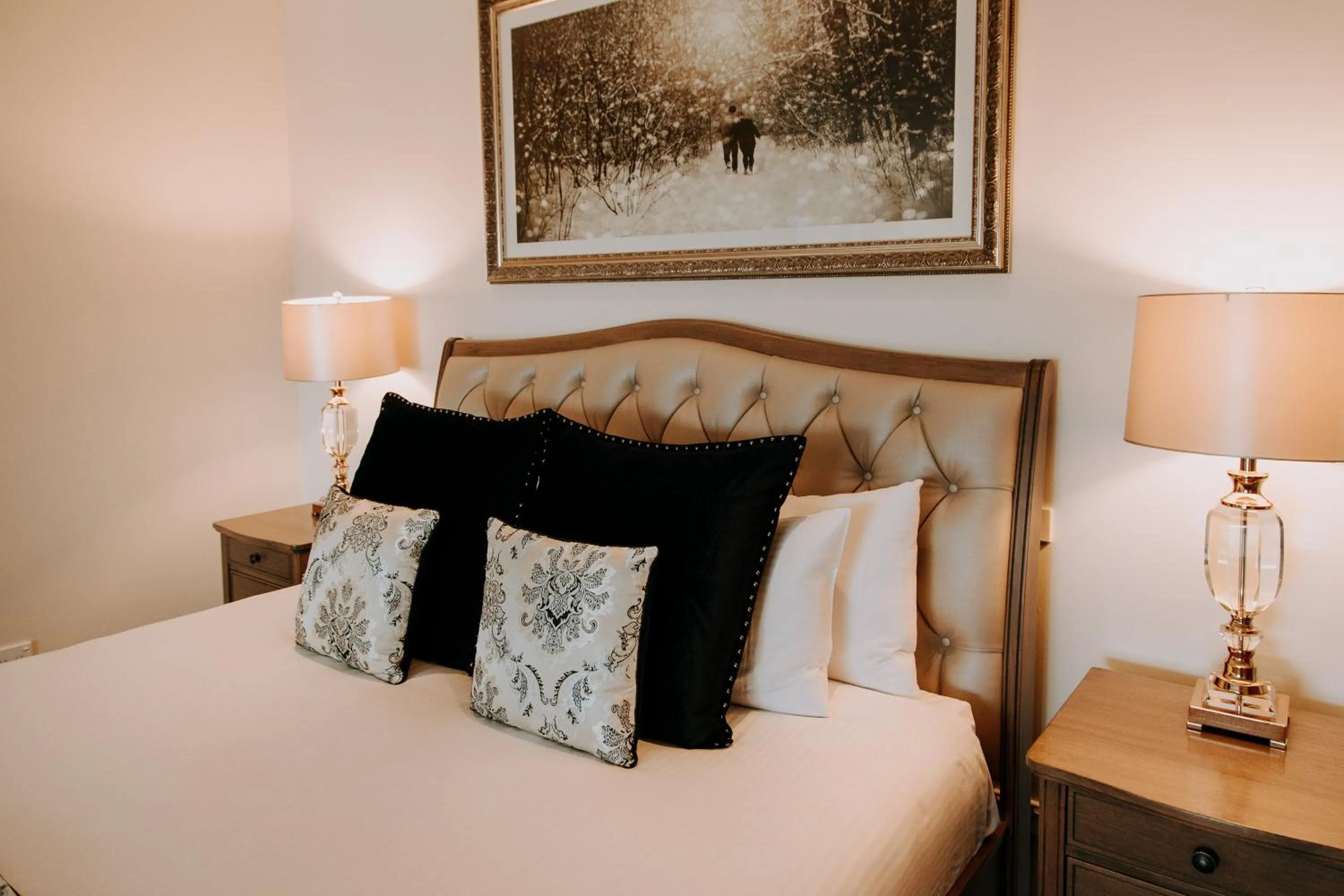 Bed in Eagle View Escape