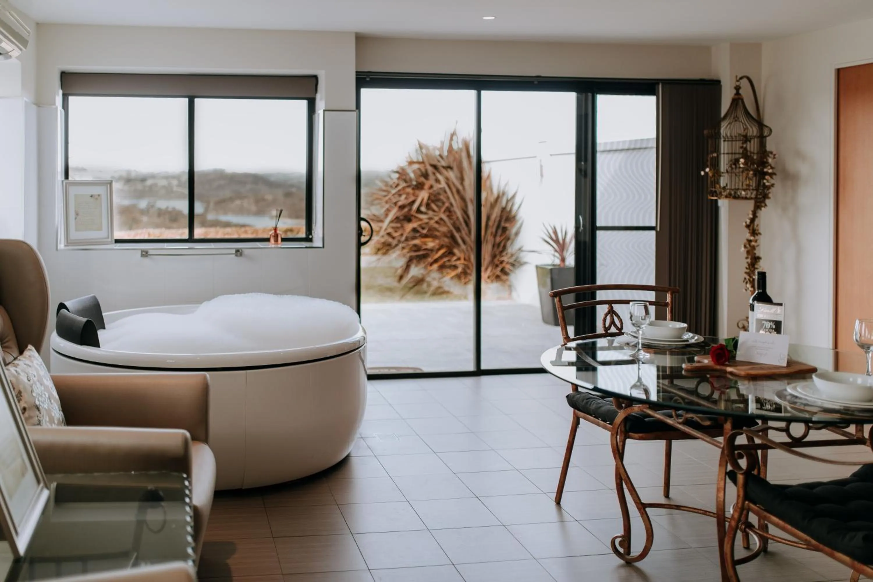 Photo of the whole room in Eagle View Escape