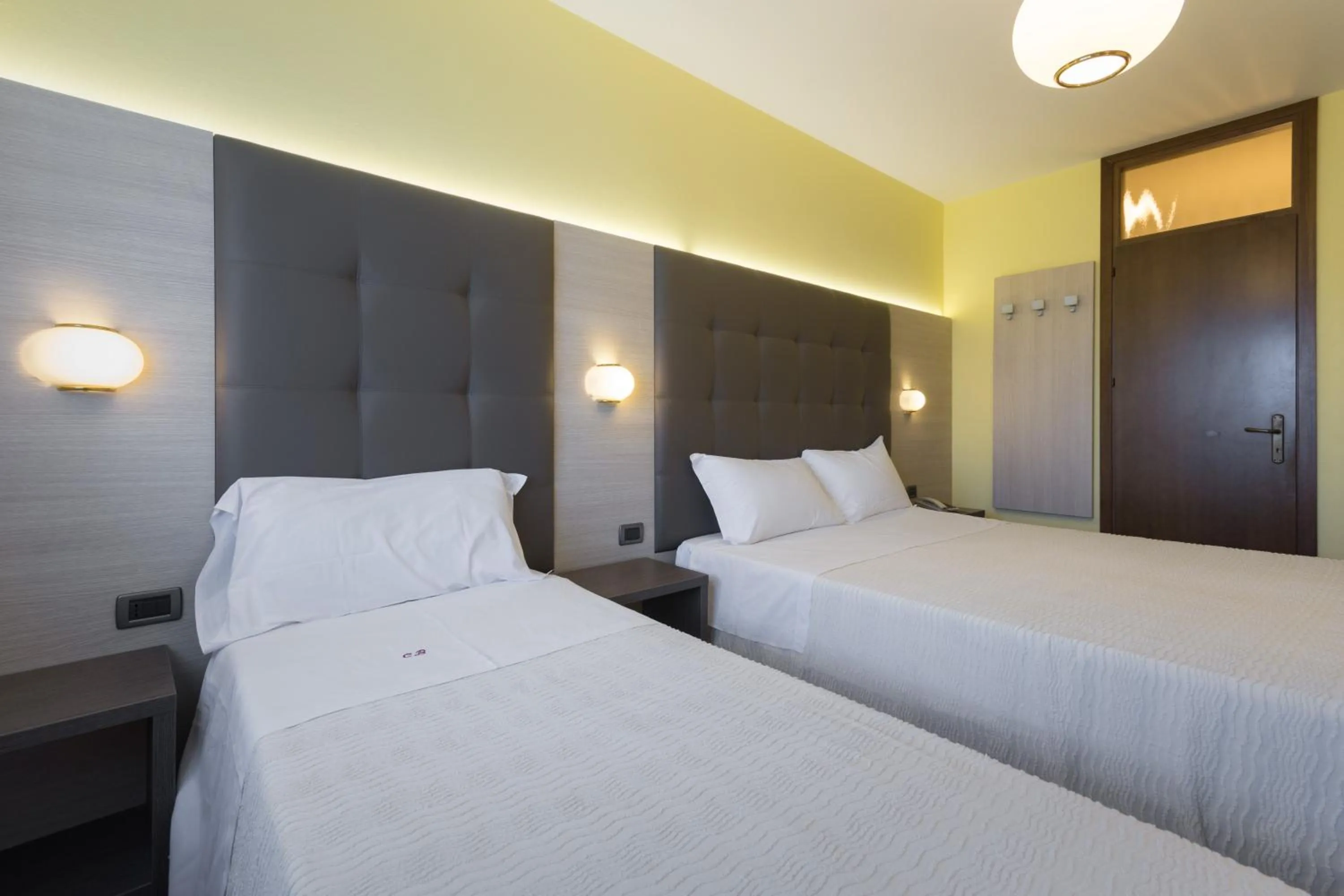 Bed in Park Hotel Ristorante Ca' Bianca