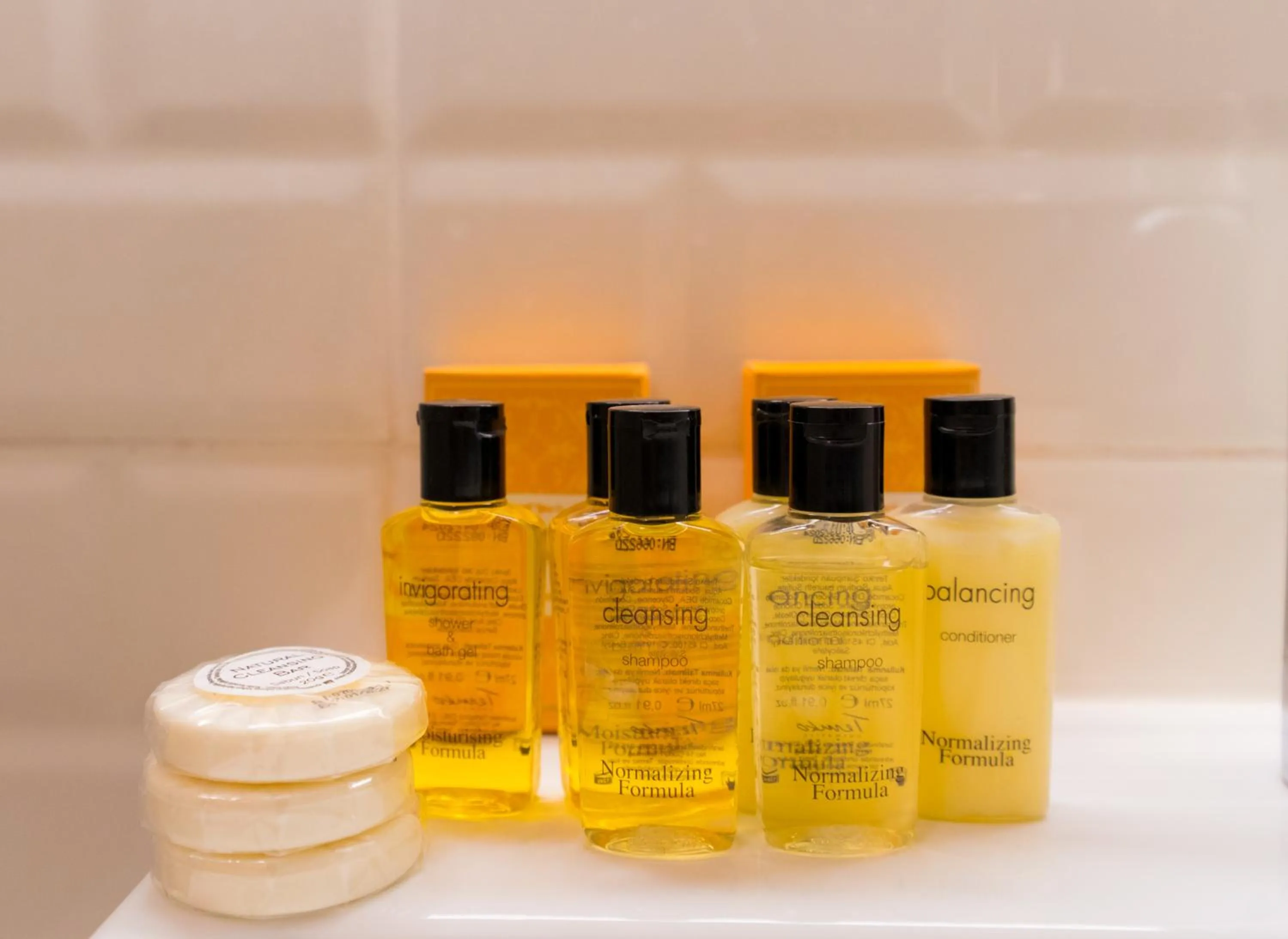 Bathroom in Leonis Hotel