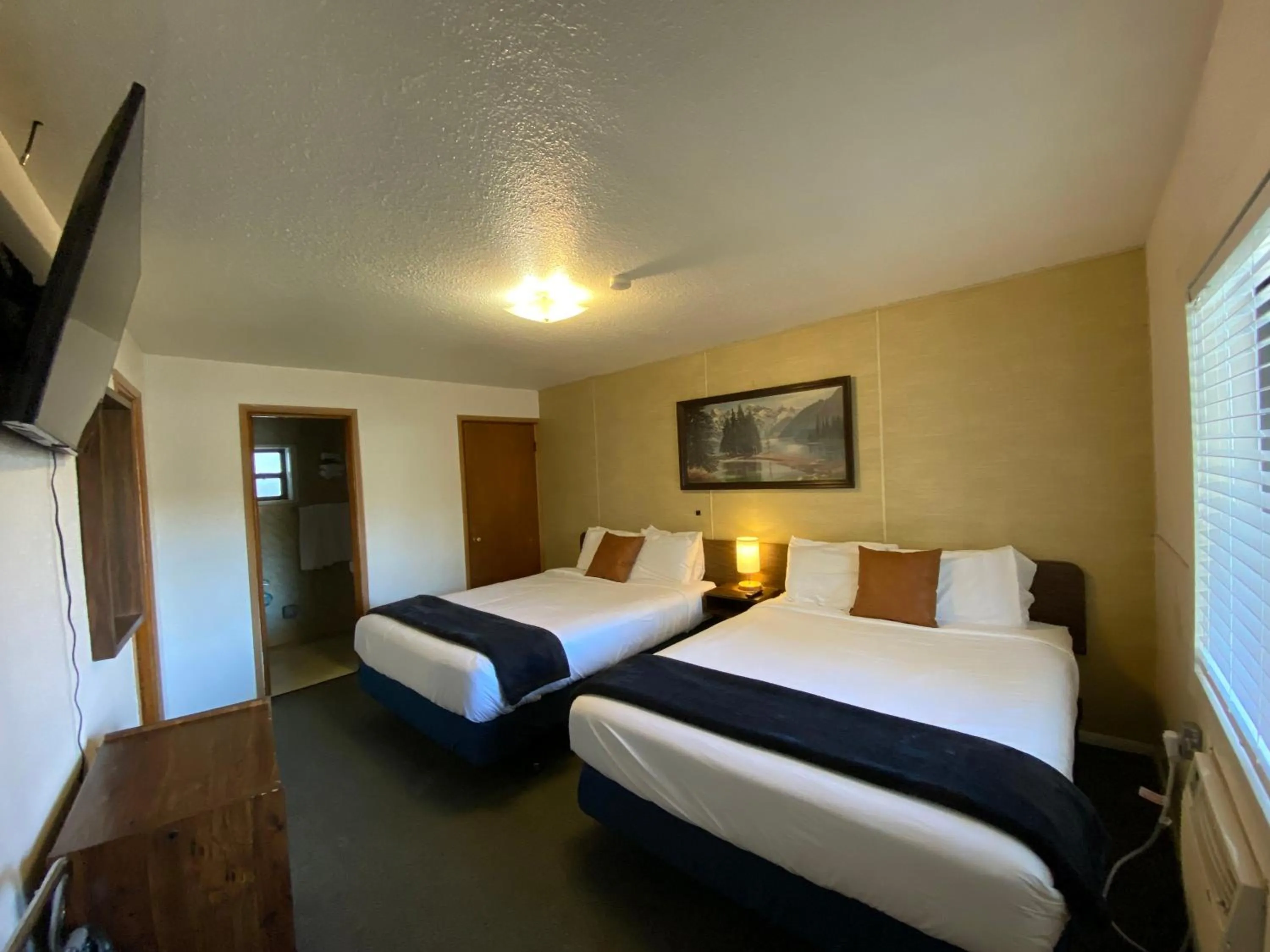 Bed in Columbia Point Resort