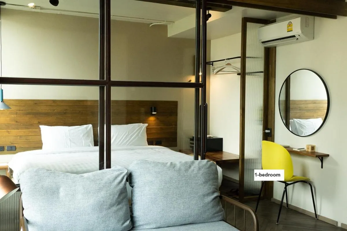 Bedroom, Bed in karaarom hotel