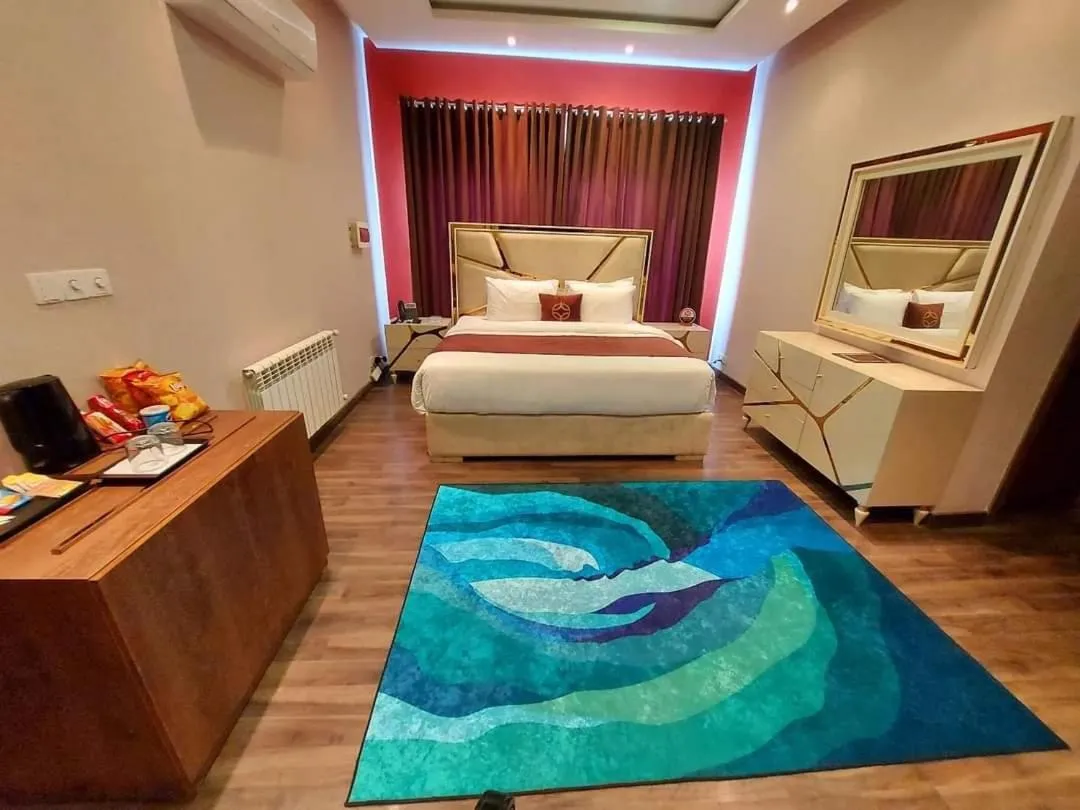 Bedroom, Bed in OXVUE Boutique Hotel