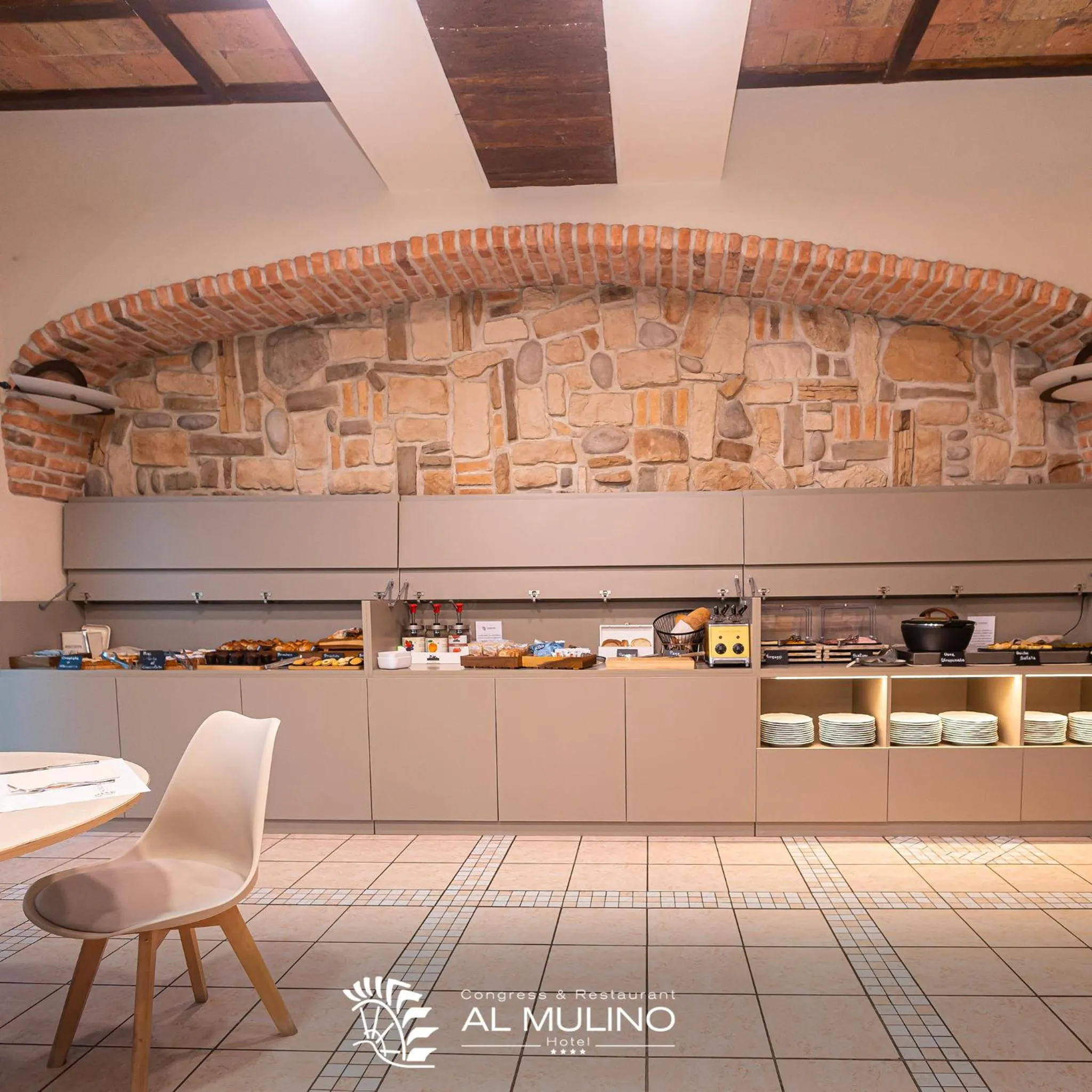 Restaurant/places to eat in LVG Hotel Collection - Al Mulino