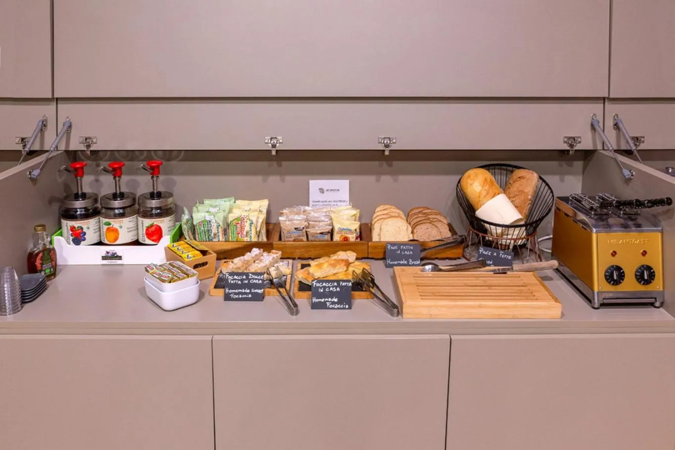 Food and drinks in LVG Hotel Collection - Al Mulino