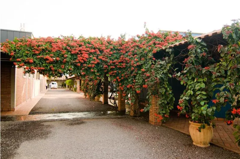Facade/entrance in Vila Romana Park Hotel Facade/entrance in Vila Romana Park Hotel