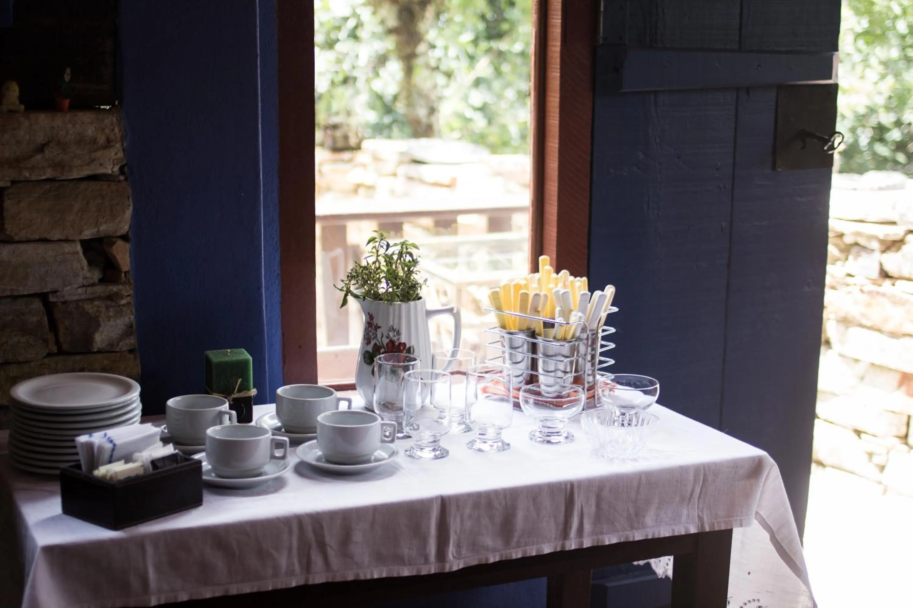 Buffet breakfast in Pouso da Passagem B&B