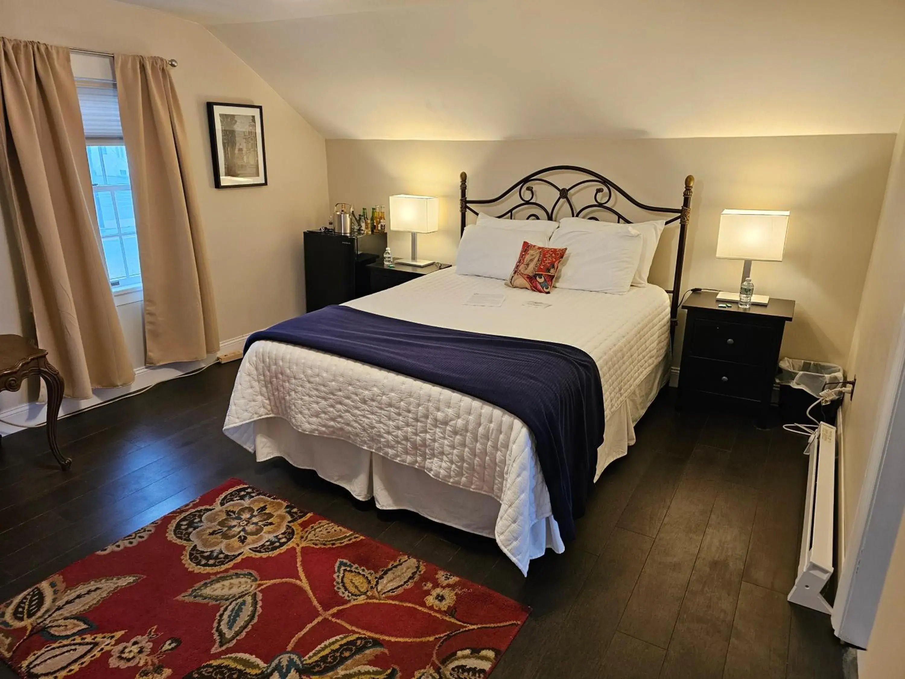 Double Room with Private Bathroom in Come As You Are Inn LLC Double Room with Private Bathroom in Come As You Are Inn LLC