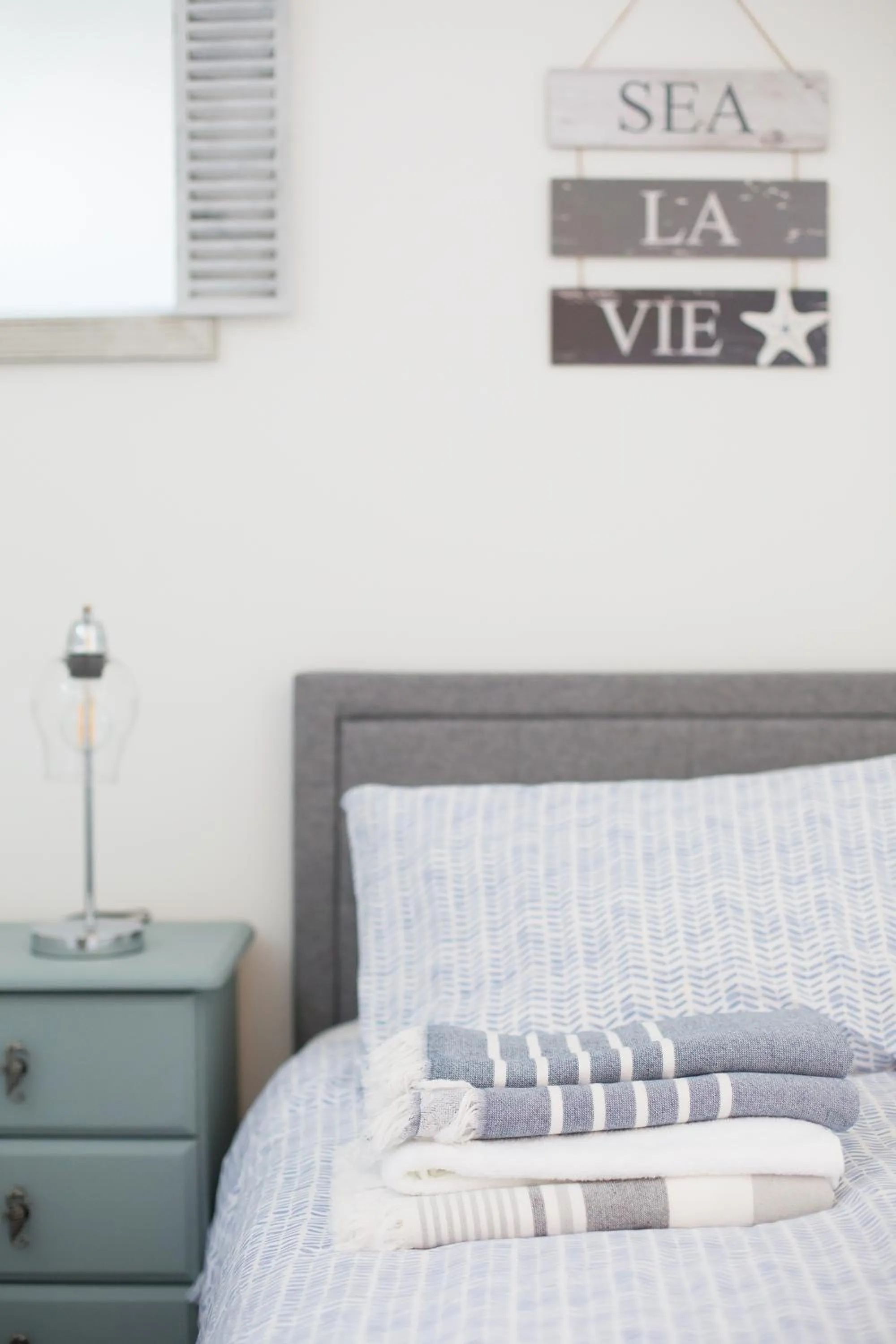 Bed in Lovely 3-Bedroom Apartment with Stunning Sea Views