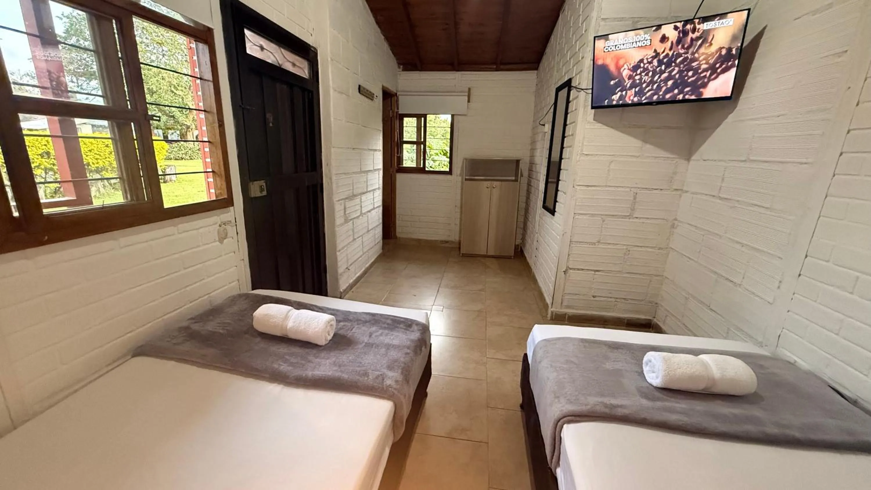 Photo of the whole room, Bed in Hotel CSI Llanogrande