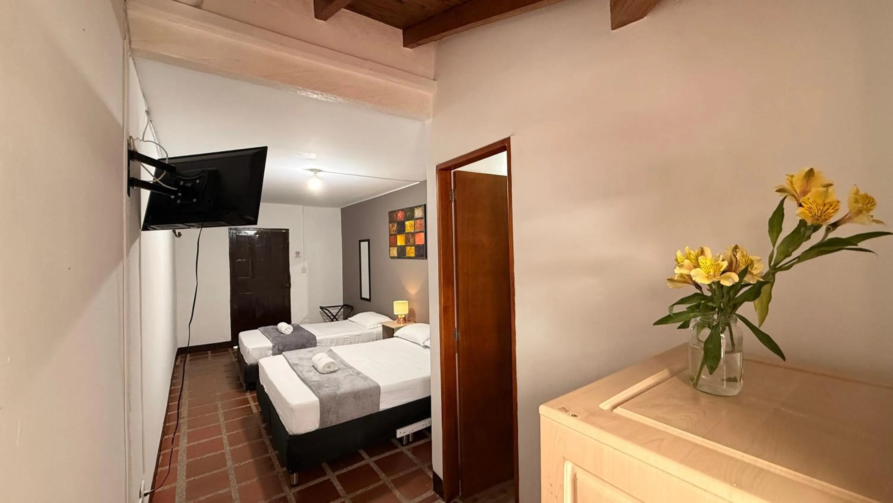 Photo of the whole room, Bed in Hotel CSI Llanogrande