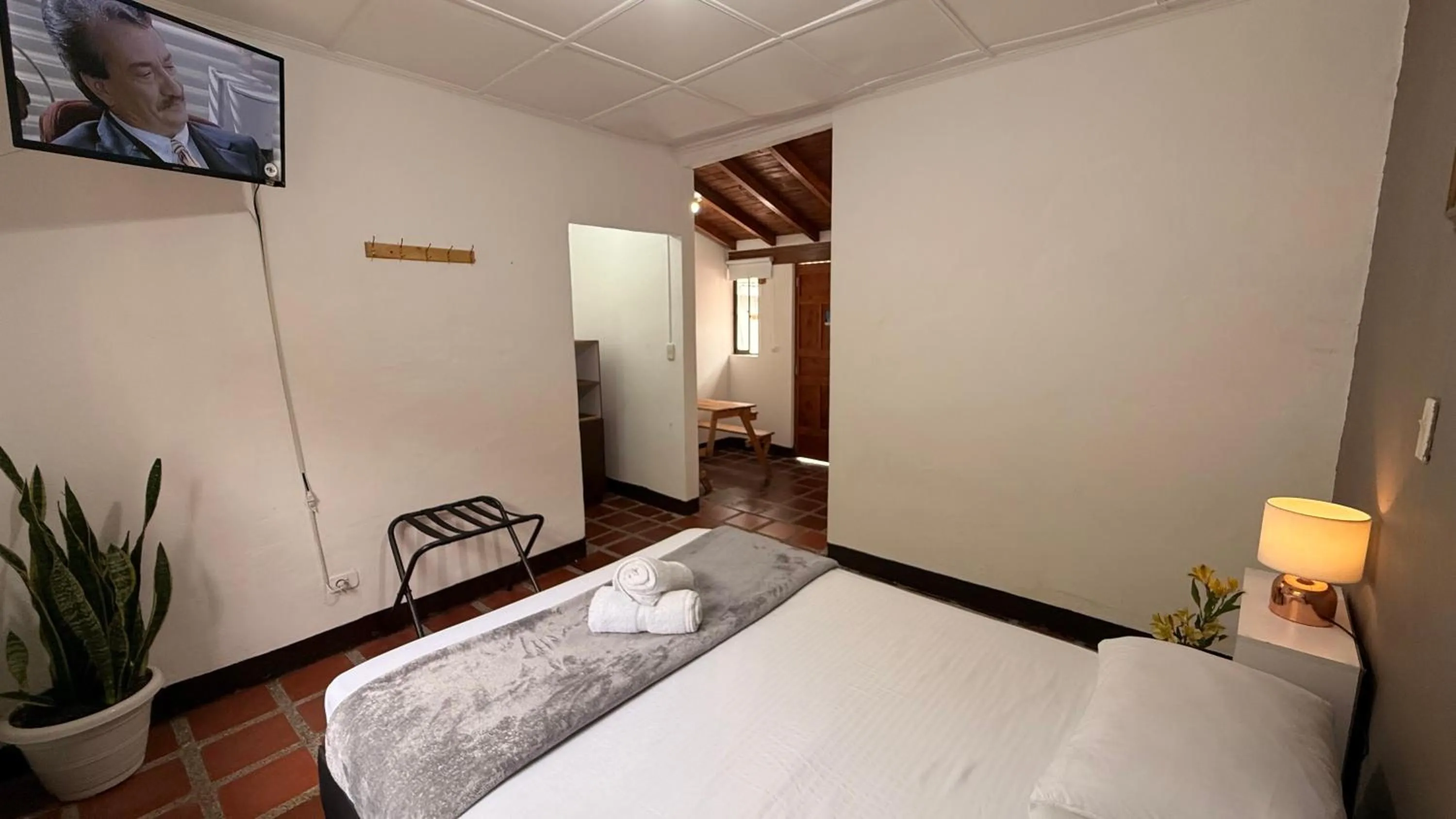 Photo of the whole room, Bed in Hotel CSI Llanogrande