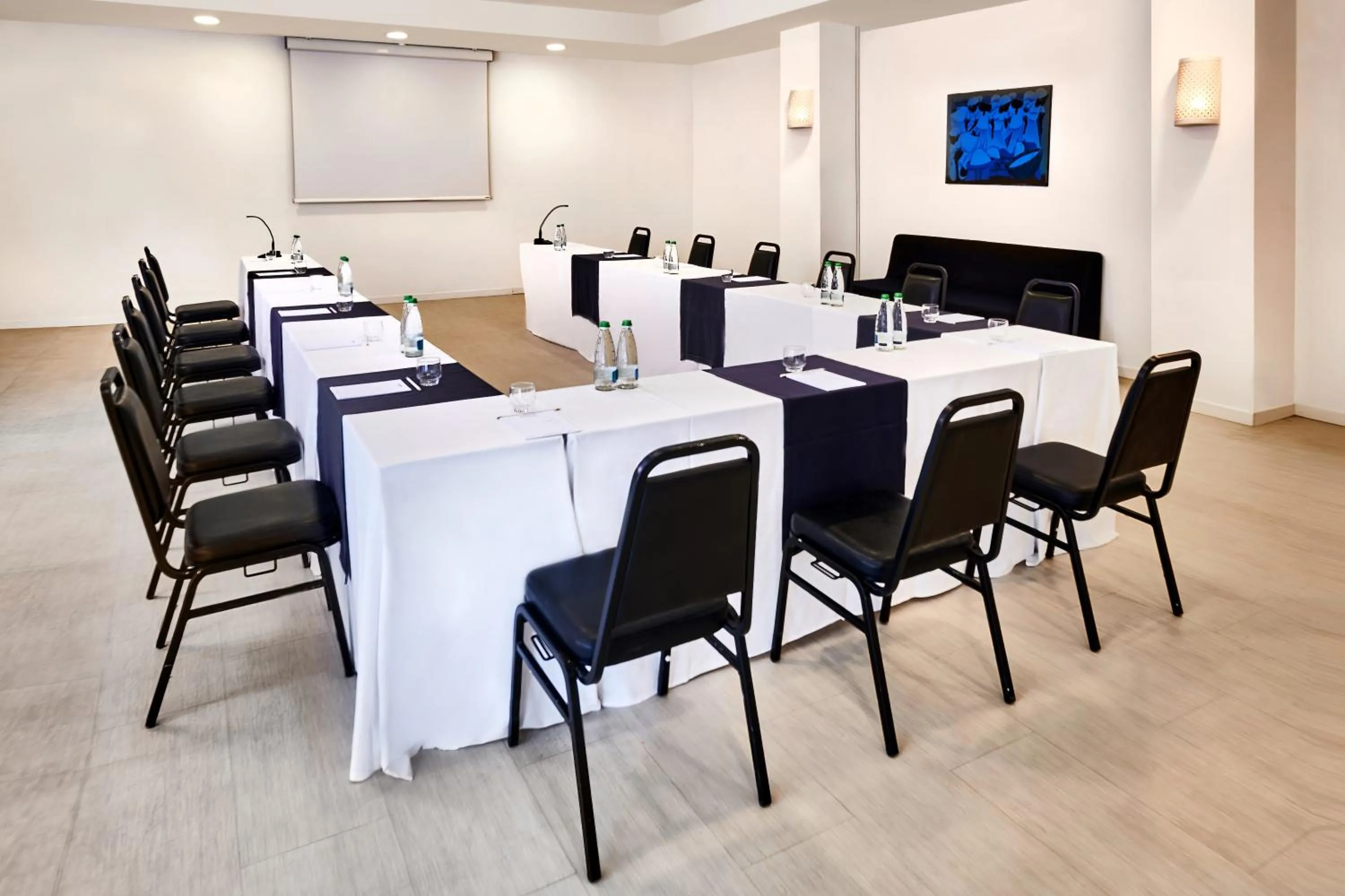 Meeting/conference room in Mondial Resort & Spa