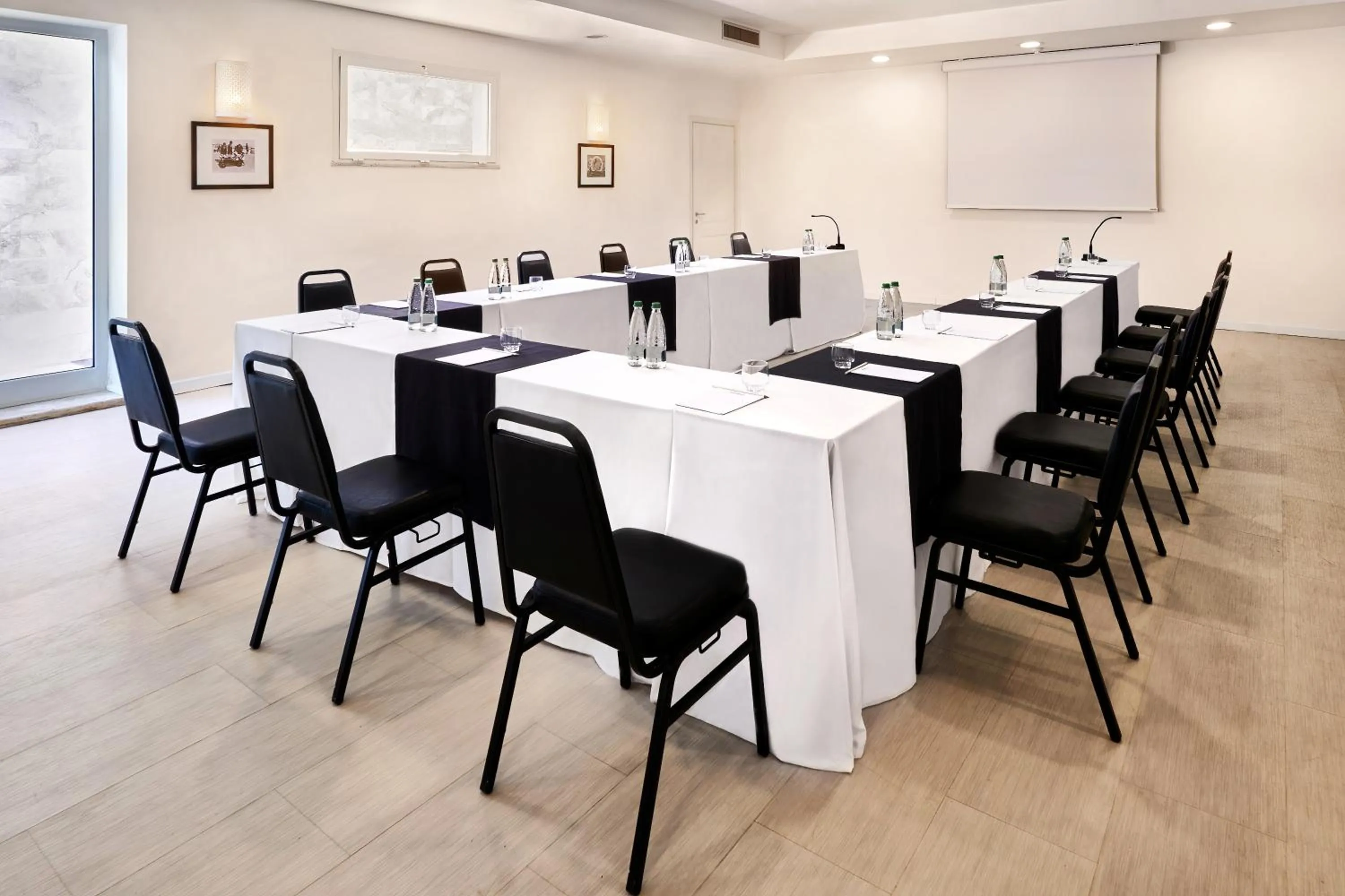 Meeting/conference room in Mondial Resort & Spa