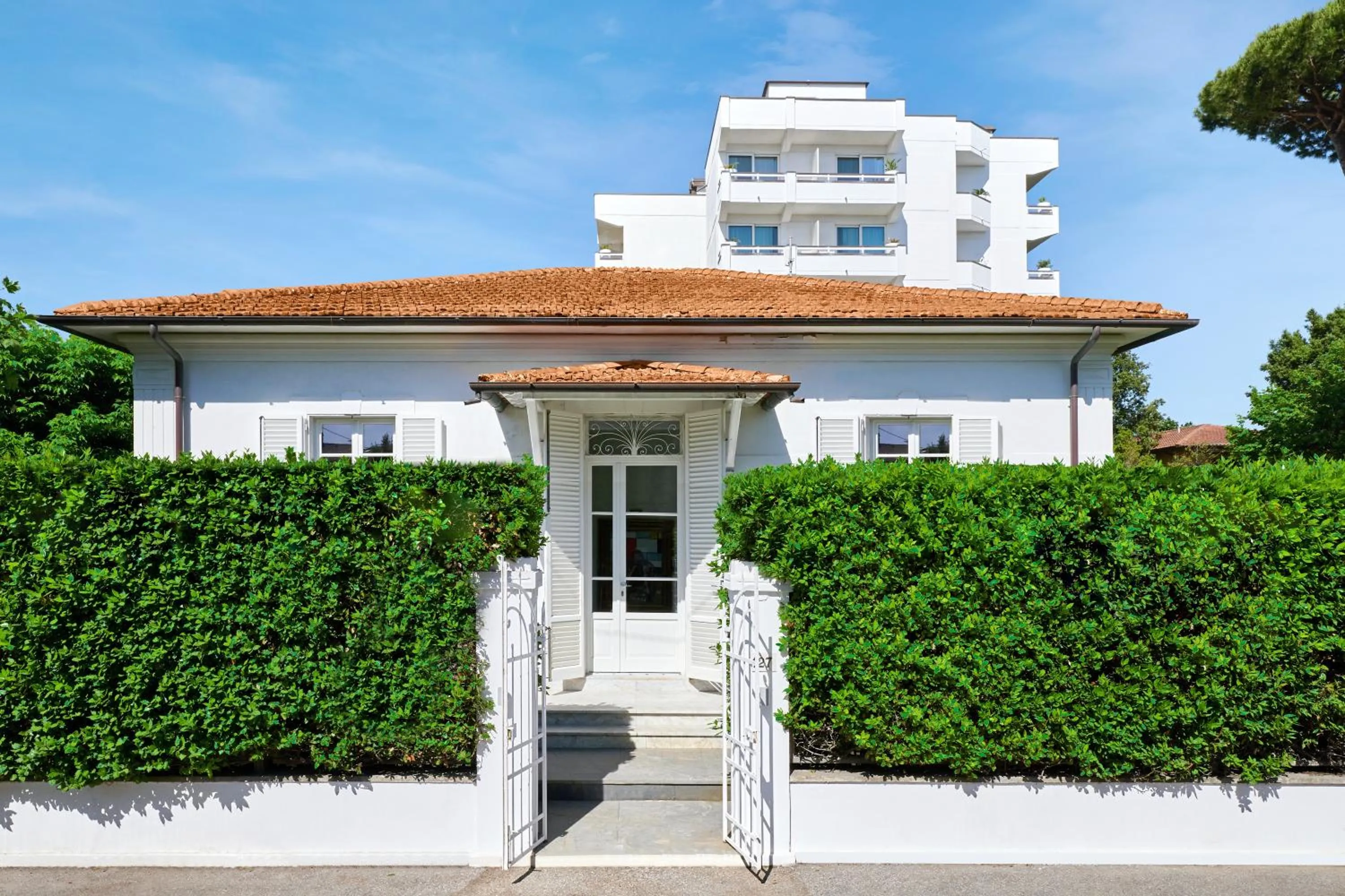 Facade/entrance in Mondial Resort & Spa