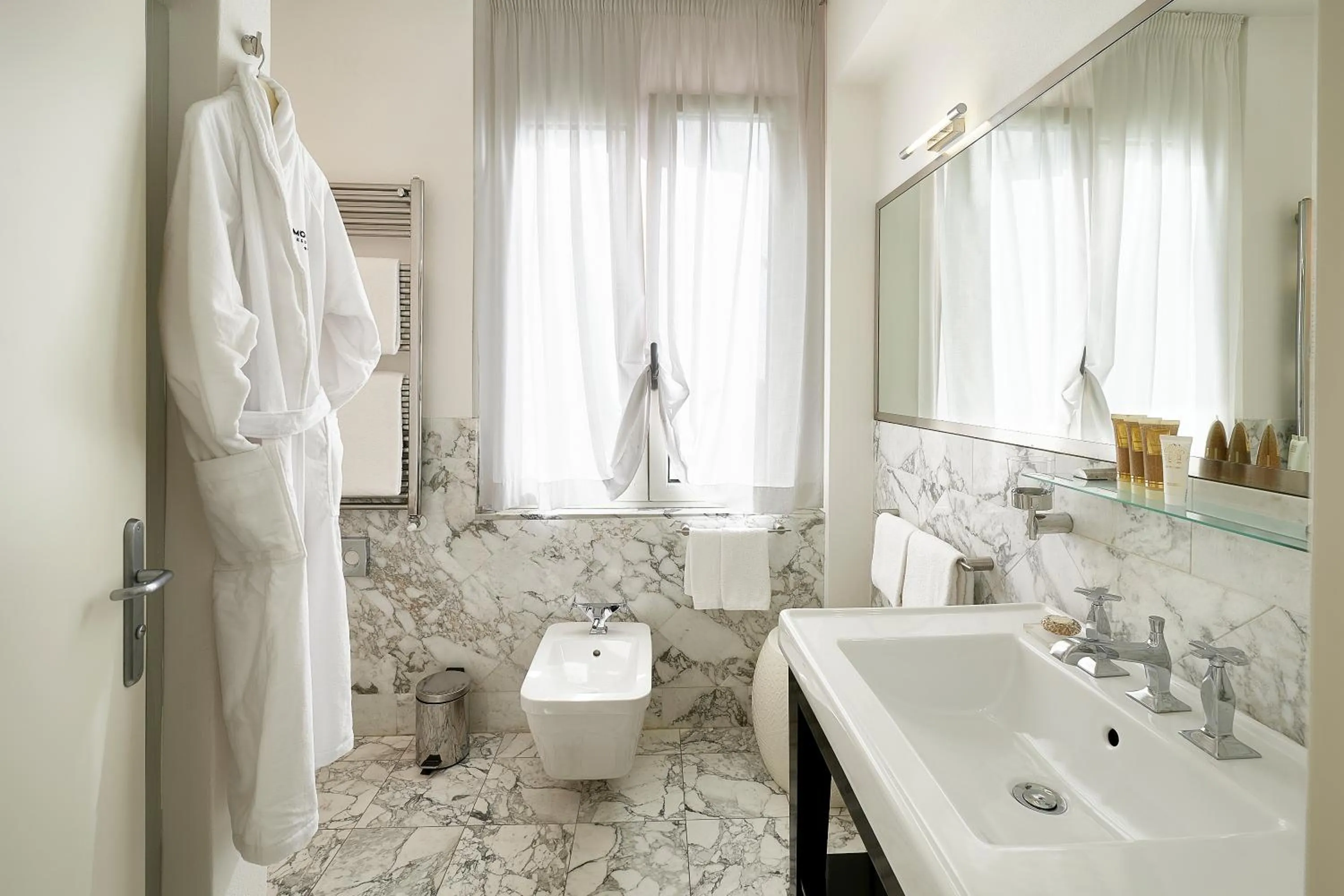 Bathroom in Mondial Resort & Spa