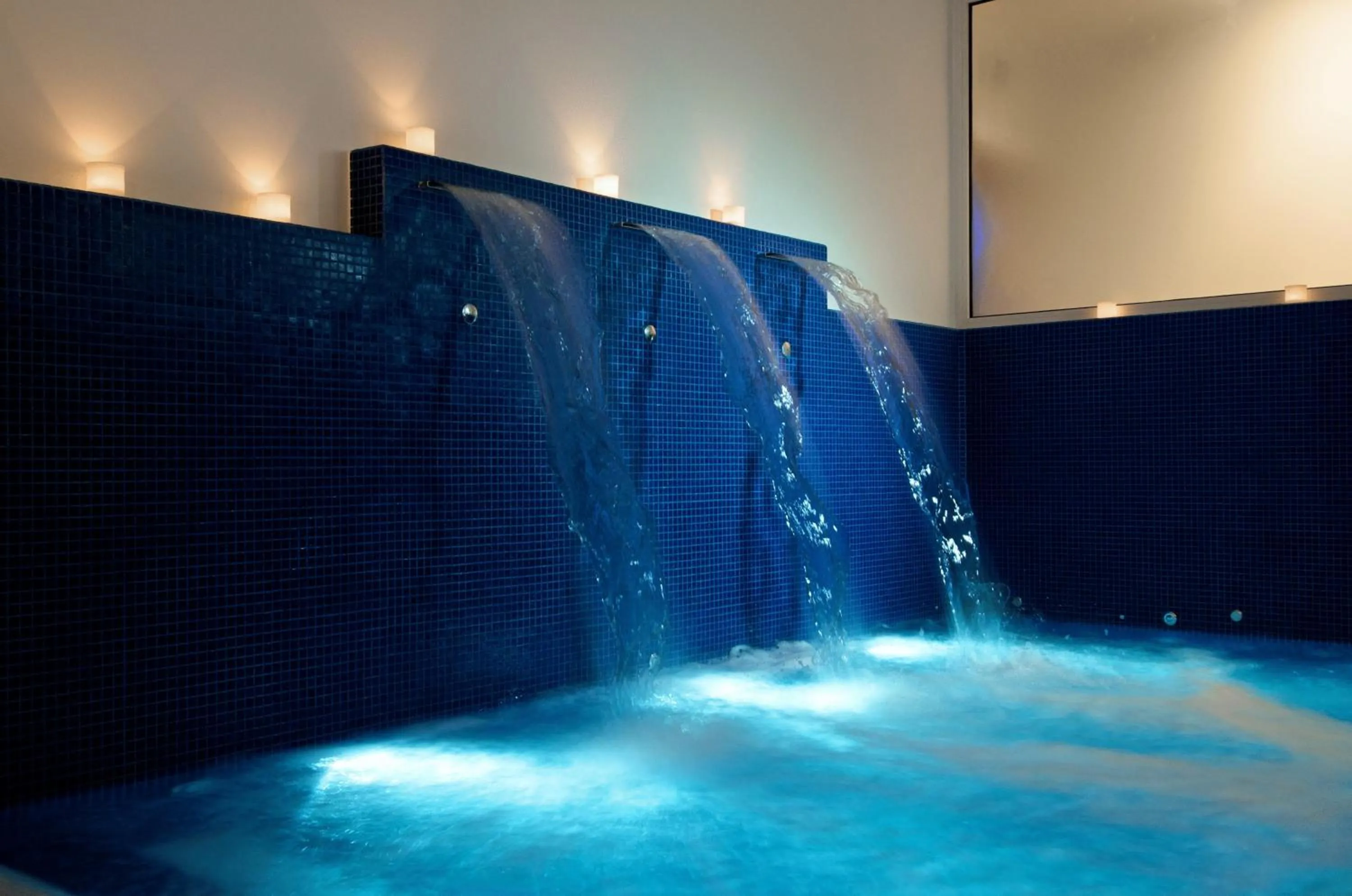 Steam room in Mondial Resort & Spa