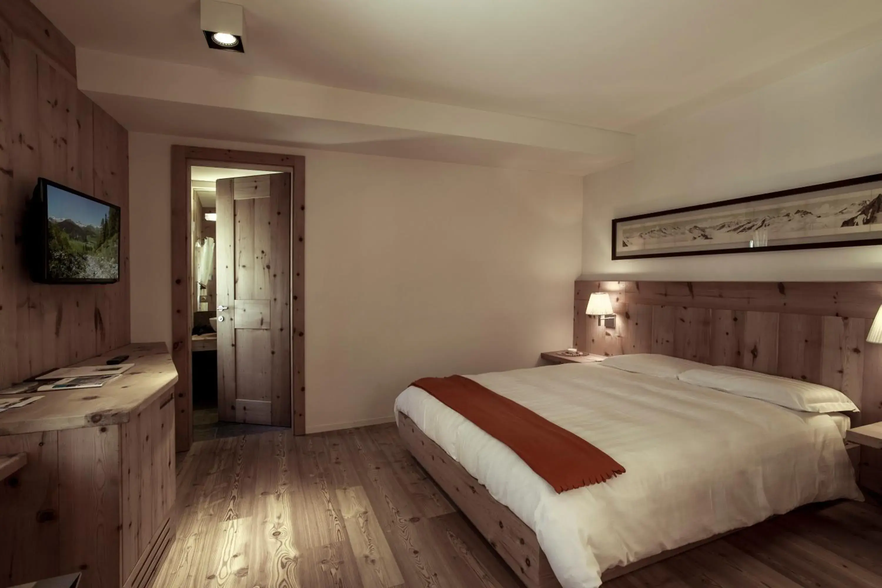 Superior Double Room in Chesa Stuva Colani Superior Double Room in Chesa Stuva Colani