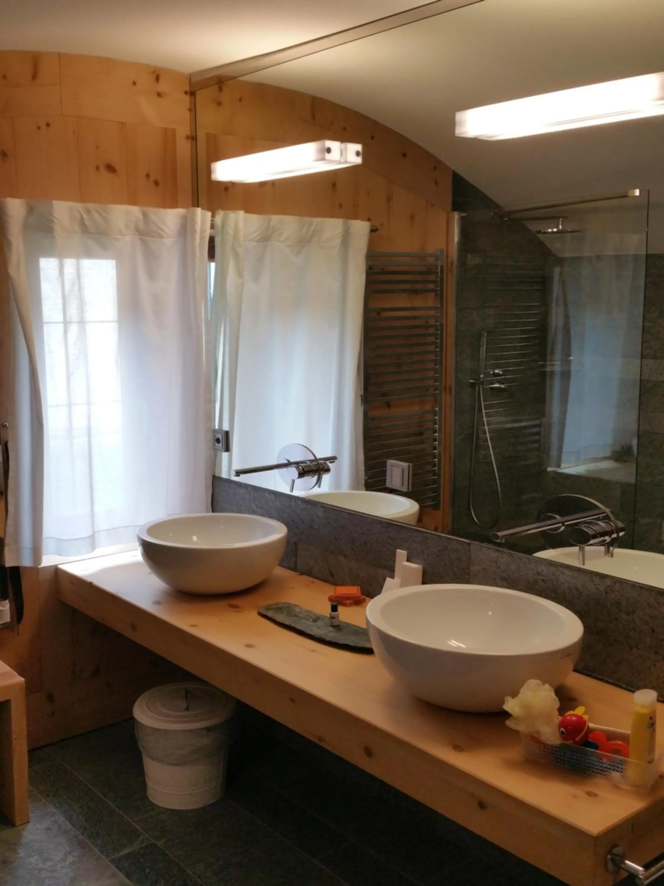 Bathroom in Chesa Stuva Colani