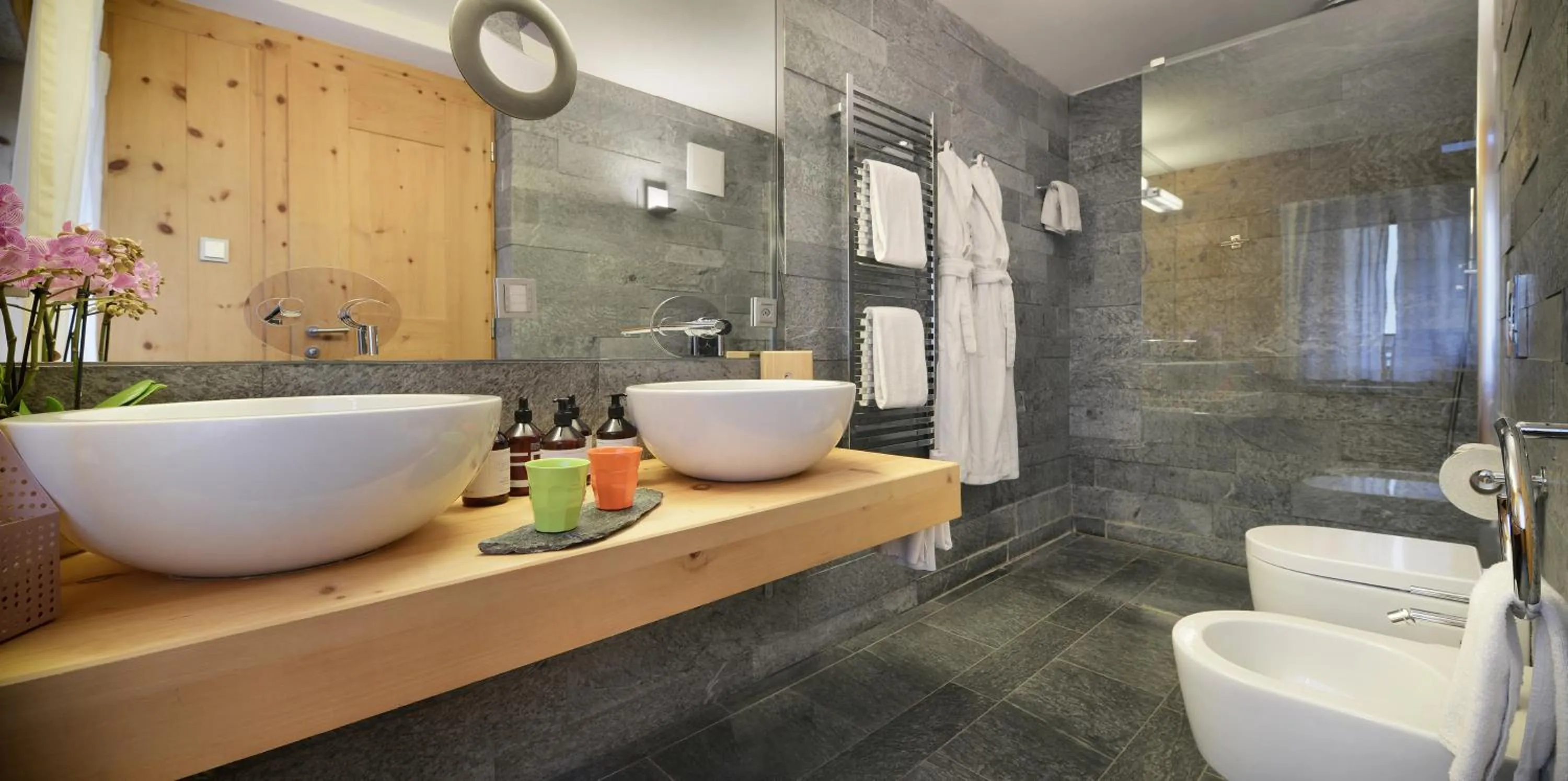 Shower in Chesa Stuva Colani