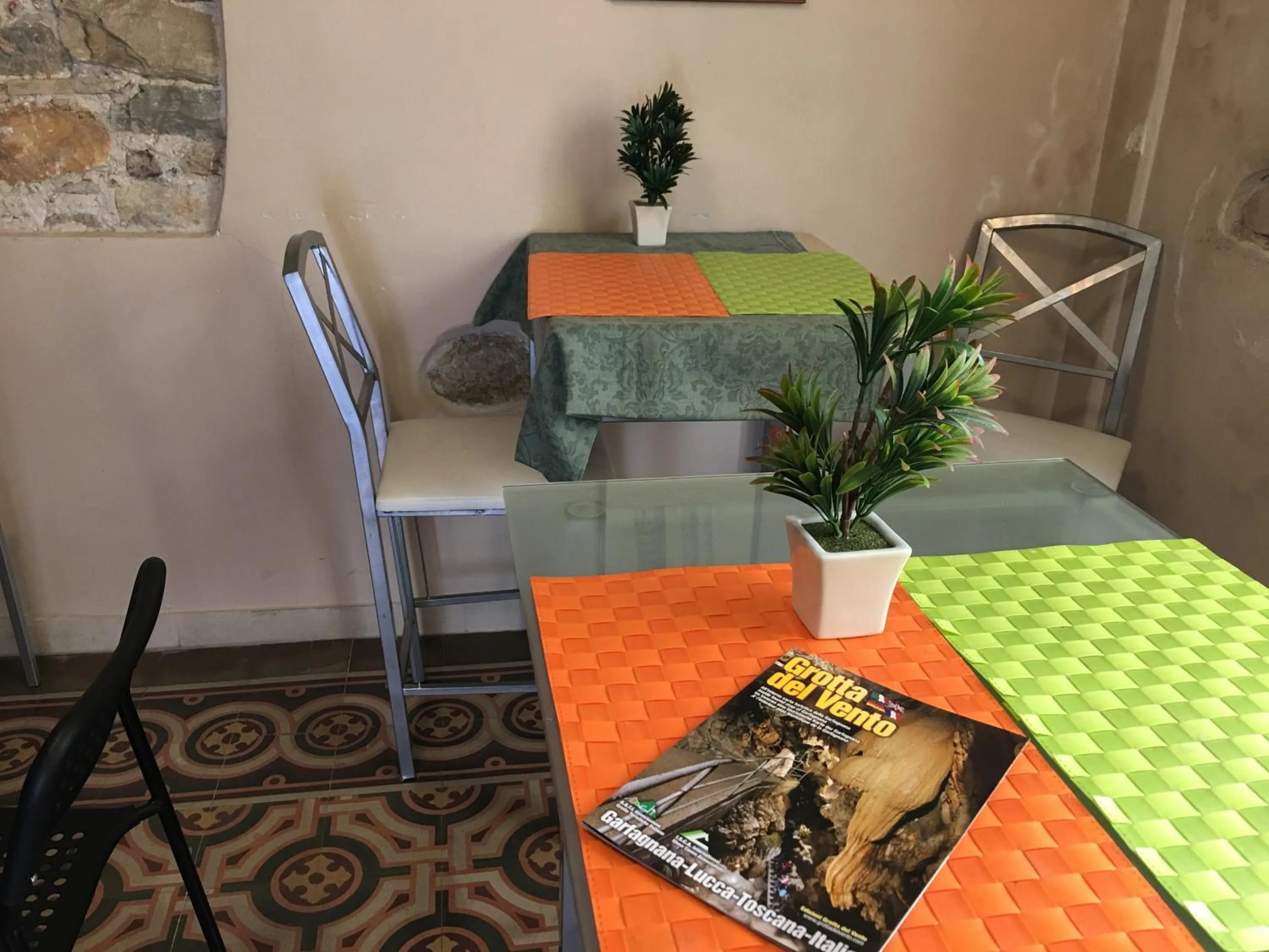 Communal lounge/ TV room in Maison Dei Miracoli