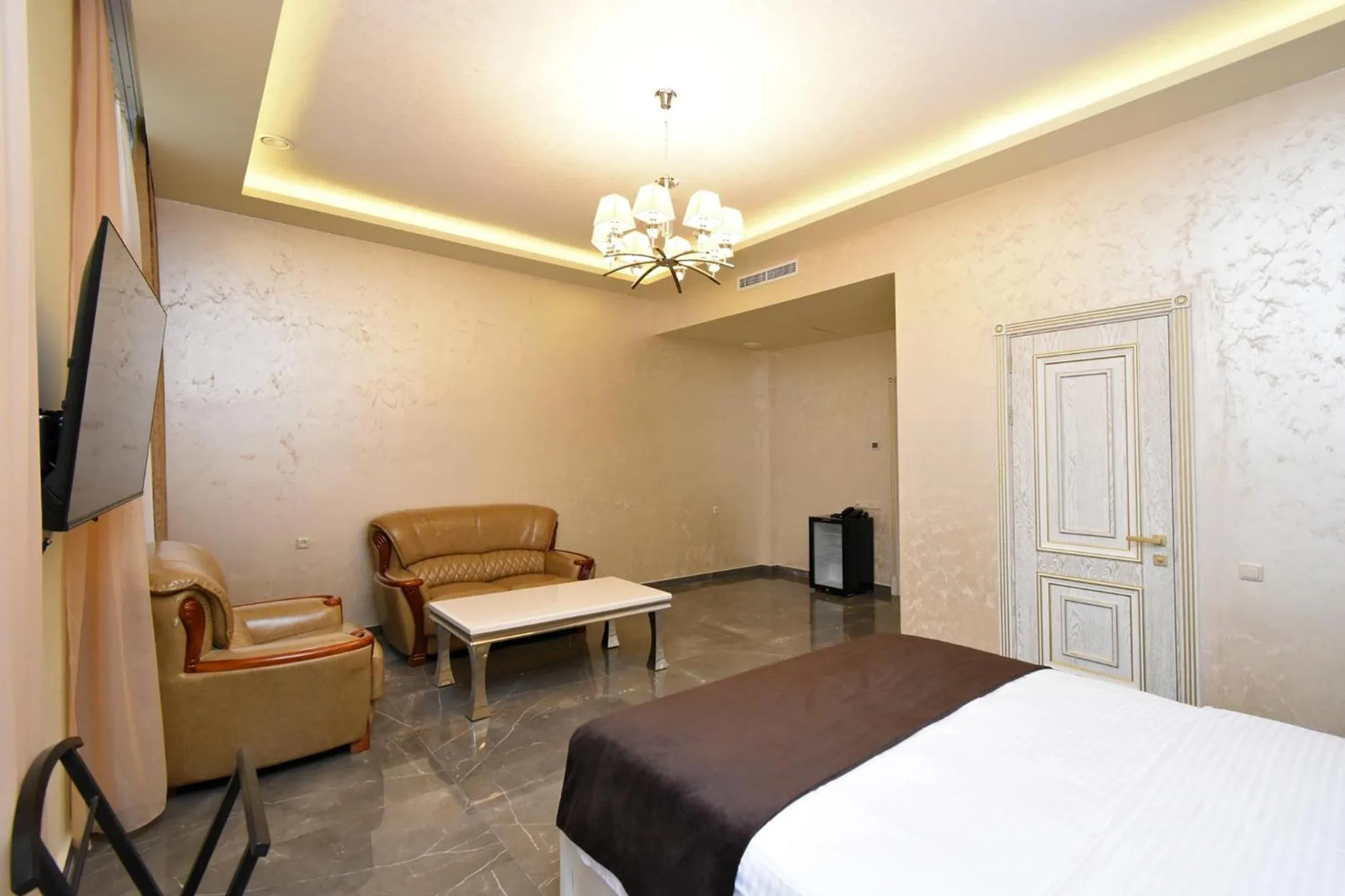 TV and multimedia, Bed in Macao Hotel