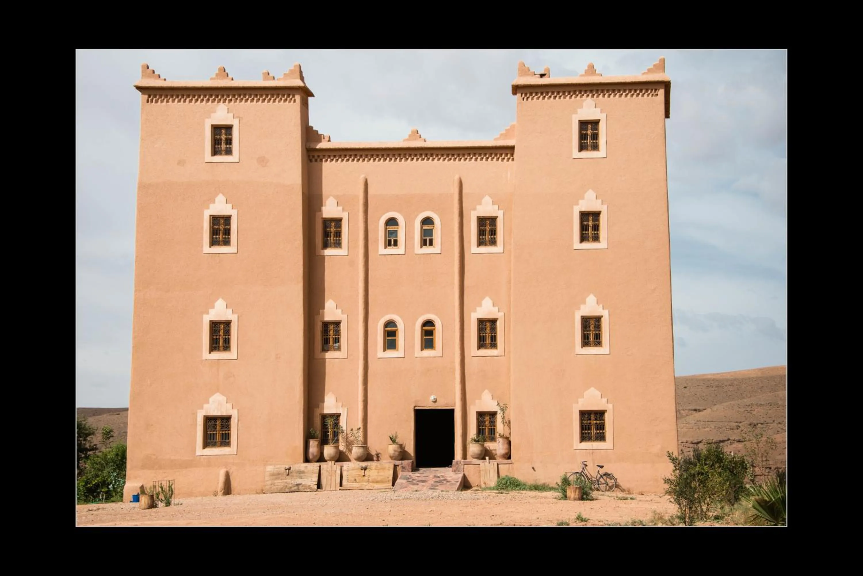 Facade/entrance in Casbah d'hôte La Jeanne Tourisme Ecologique