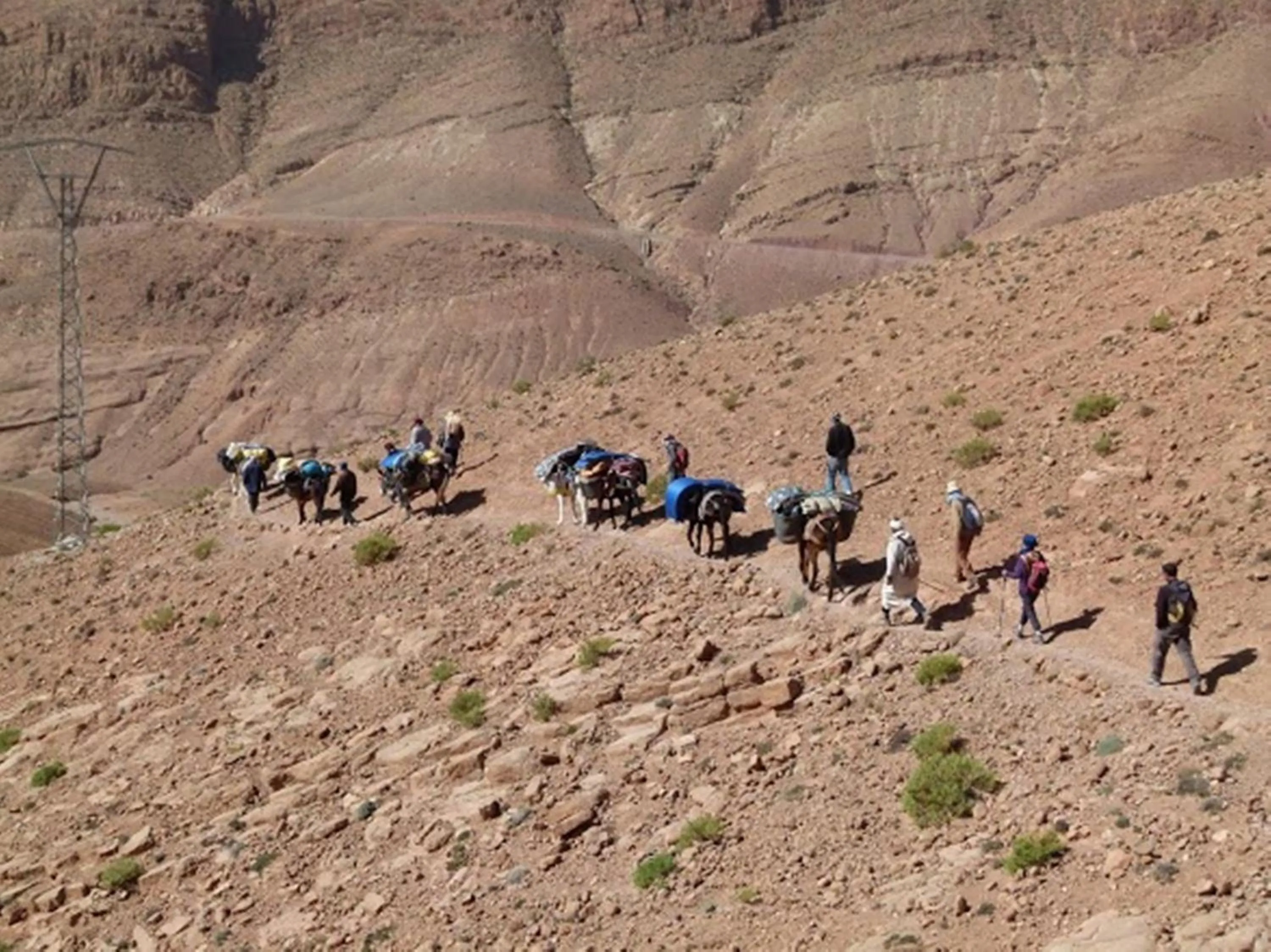 Hiking in Casbah d'hôte La Jeanne Tourisme Ecologique