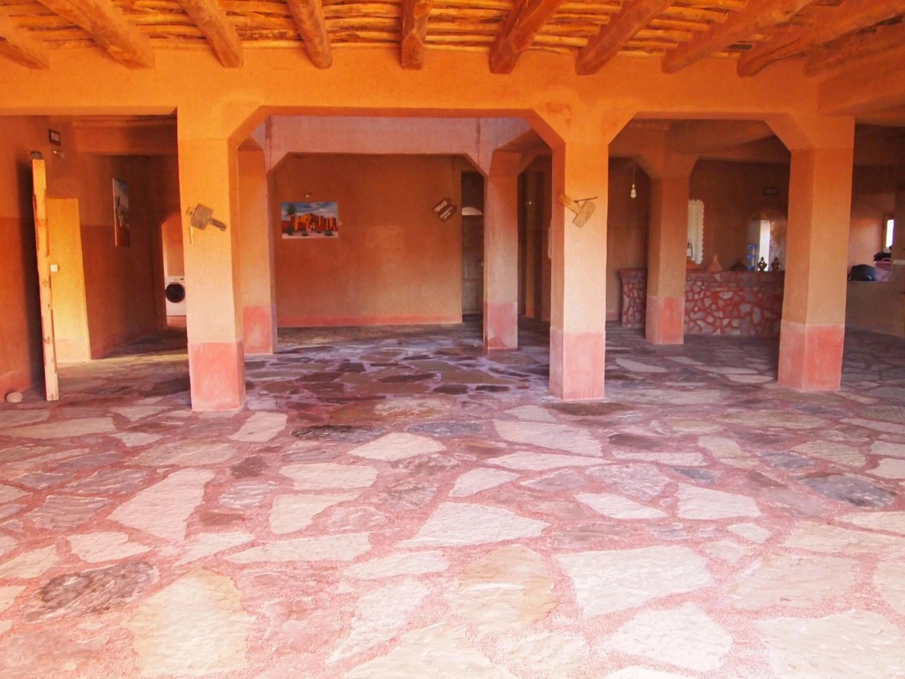 Lobby or reception in Casbah d'hôte La Jeanne Tourisme Ecologique