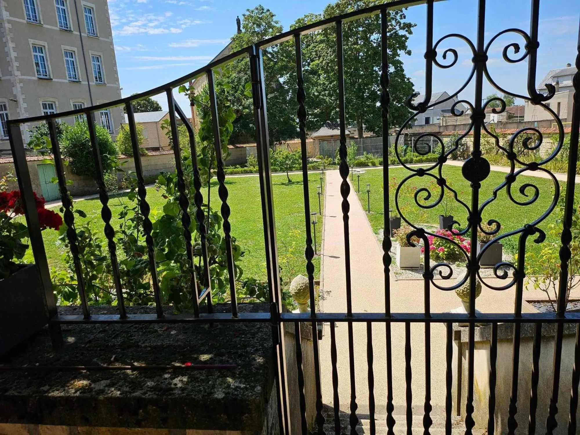 Chambres d'Hôtes de luxe Côté Parc-Côté Jardin avec parking privé gratuit