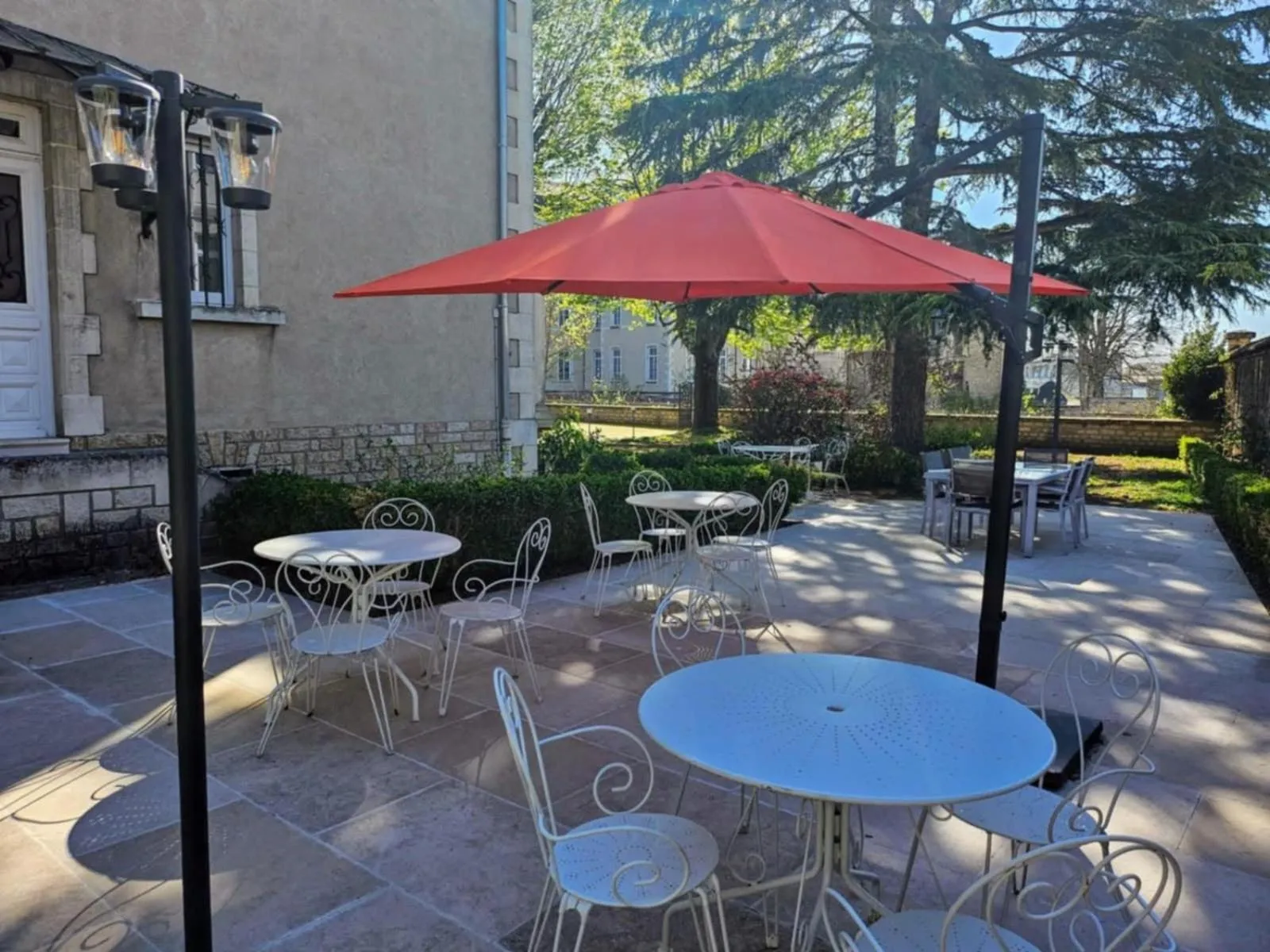 Chambres d'Hôtes de luxe Côté Parc-Côté Jardin avec parking privé gratuit