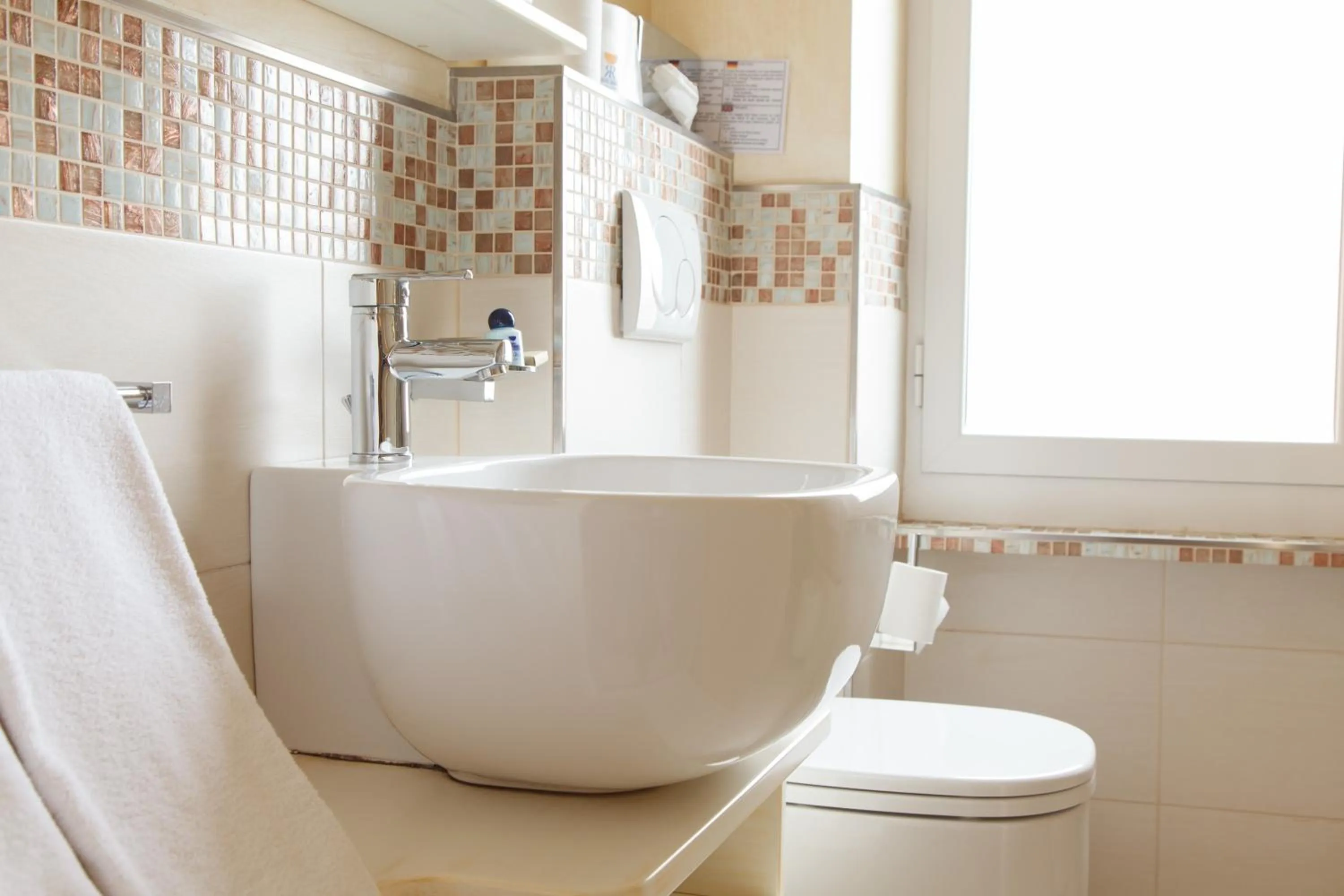 Bathroom in Allegroitalia Alassio Rosa