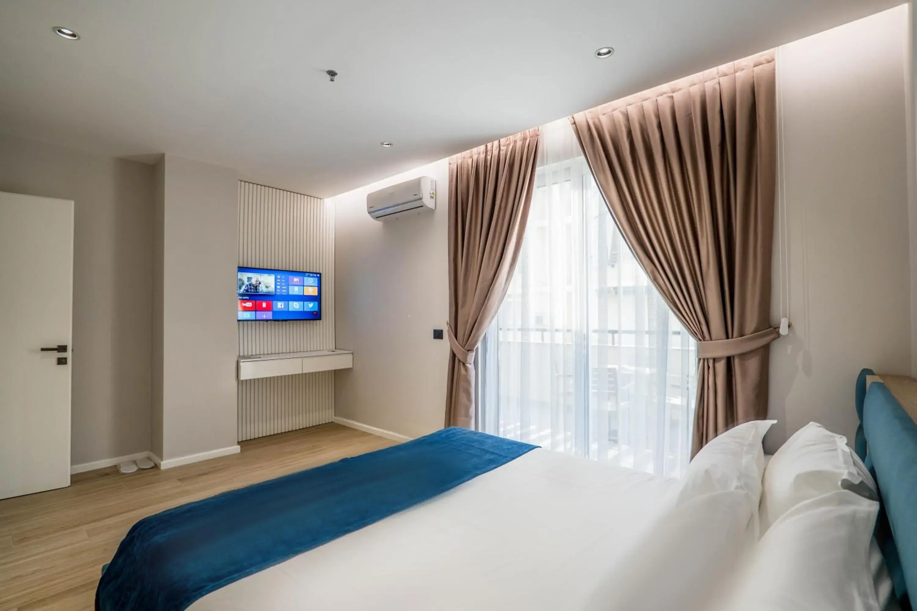 Bedroom, Bed in Hotel Vino Bedroom, Bed in Hotel Vino