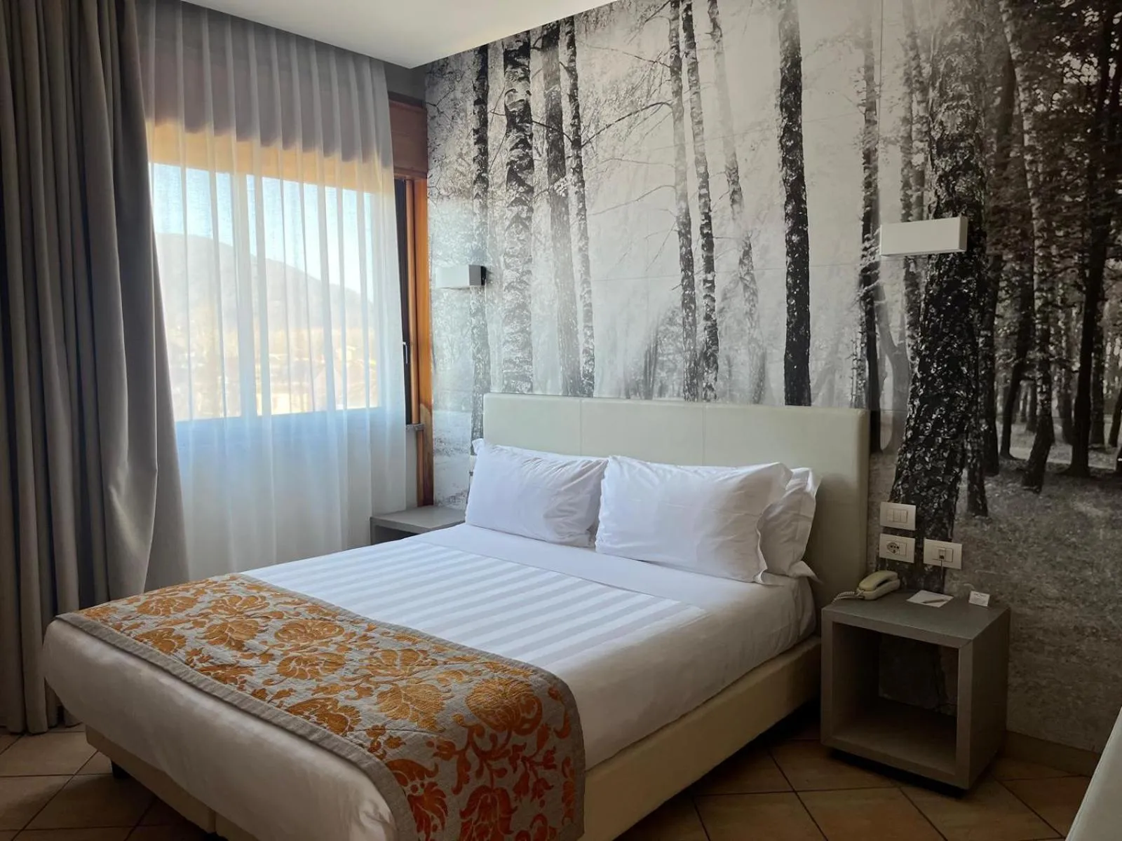 Bed in Hotel Napoleon