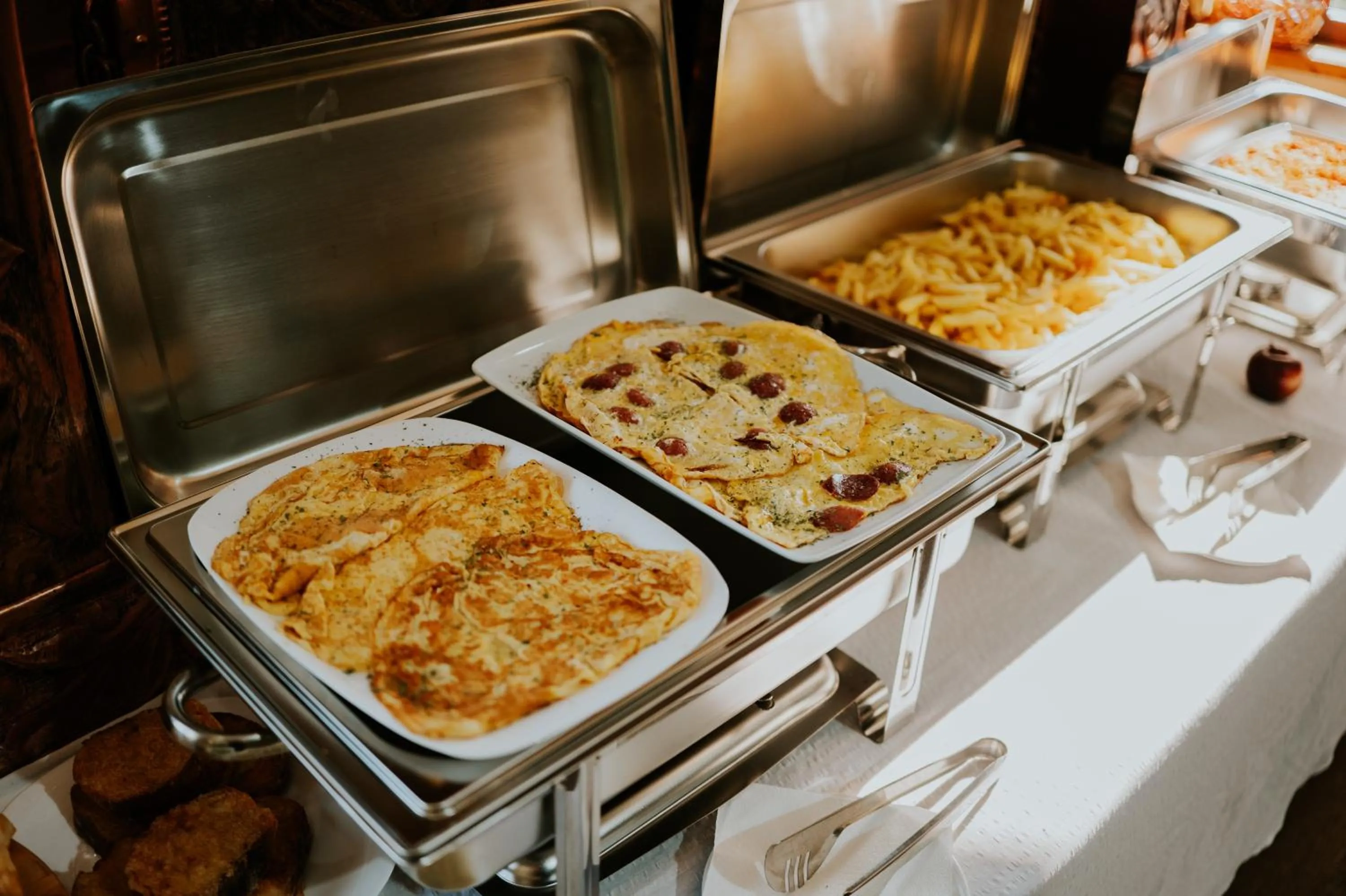 Restaurant/places to eat in Hotel Noor Konjic