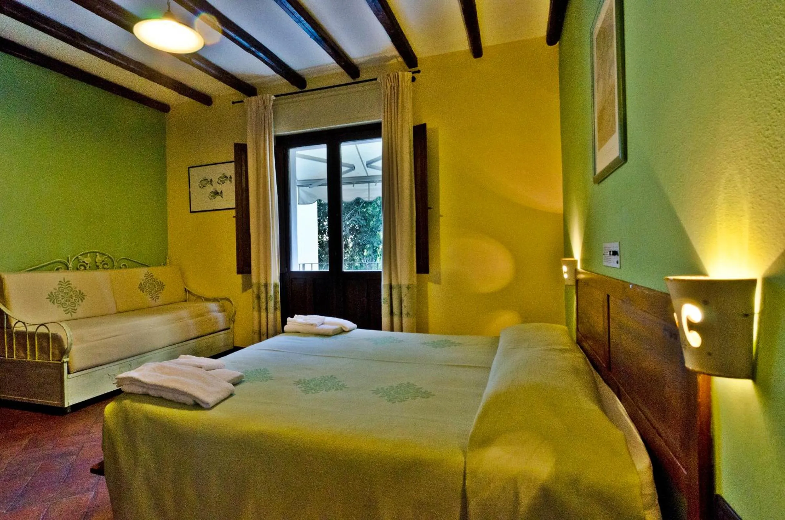 Photo of the whole room, Bed in Hotel Santa Maria