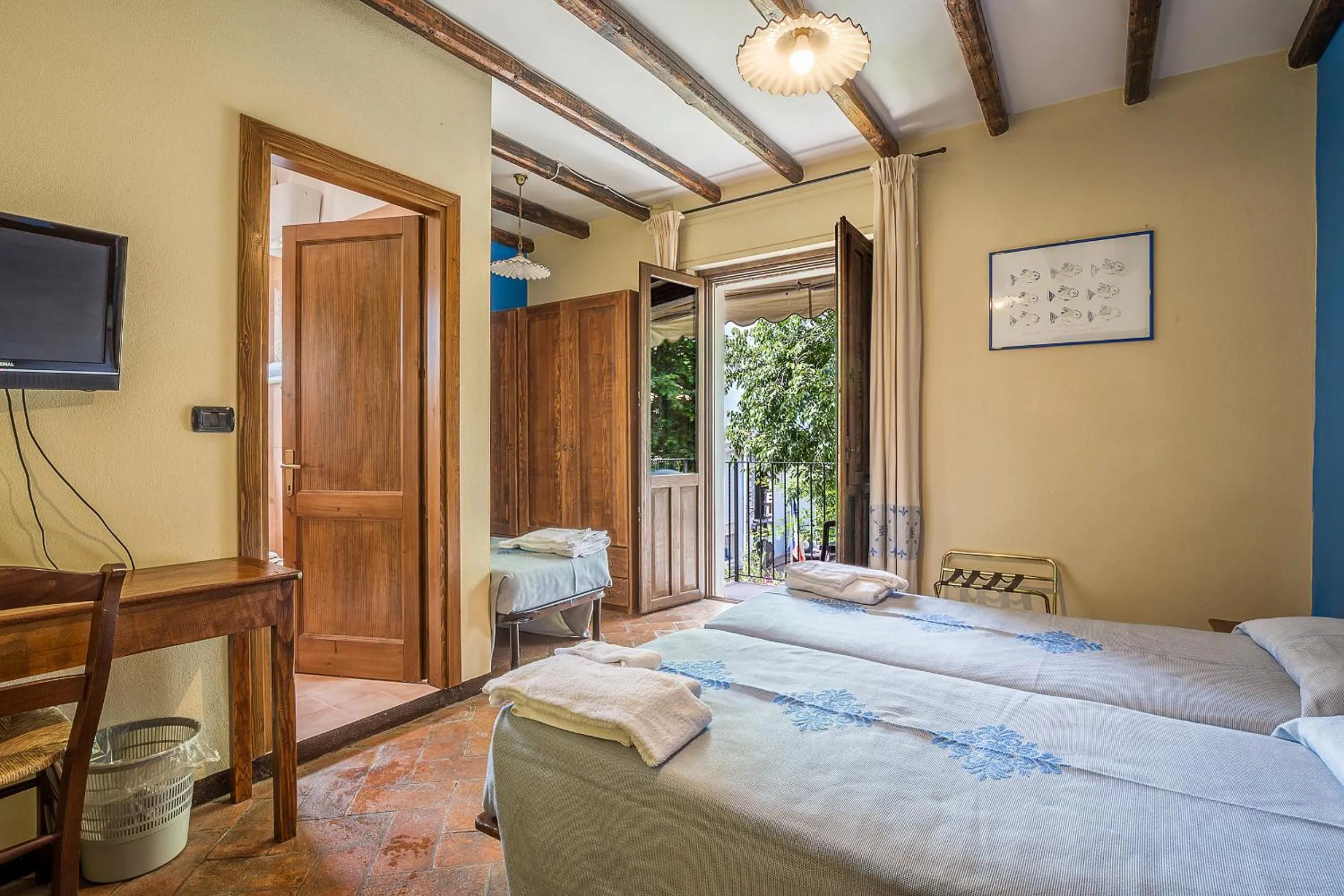 Photo of the whole room, Bed in Hotel Santa Maria