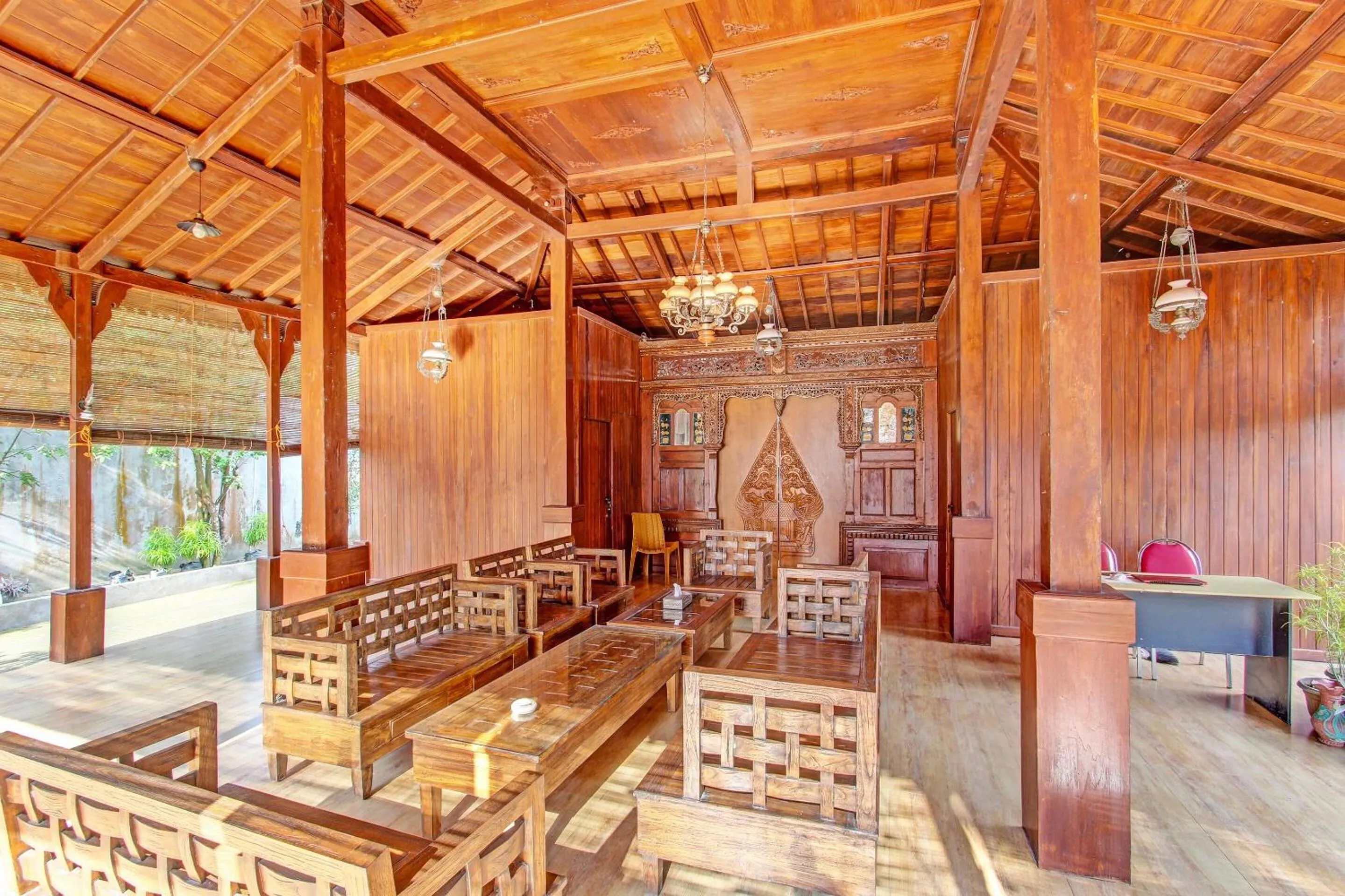 Lobby or reception in Collection O 91629 Ndalem Abhirama