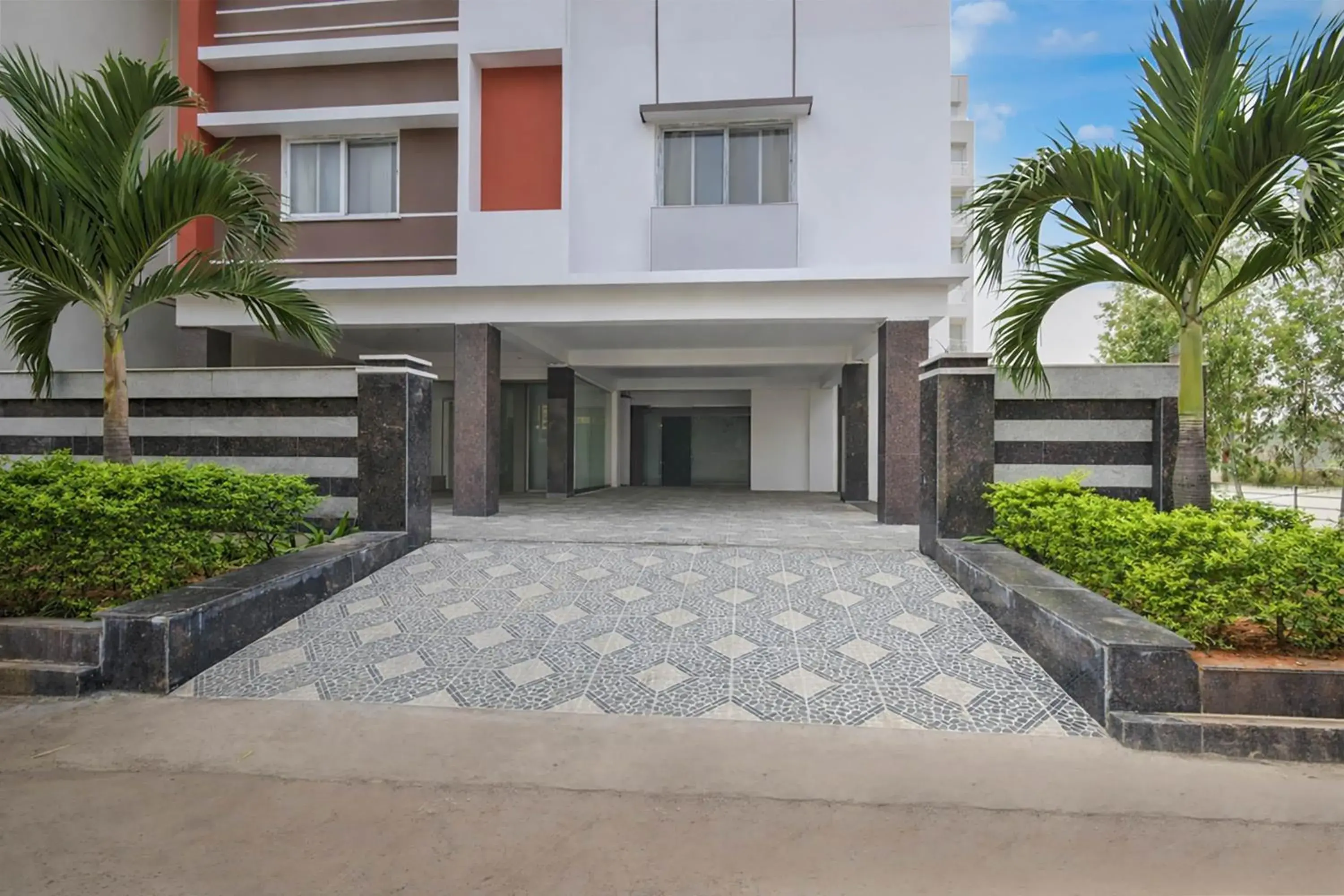 Facade/entrance in Super Townhouse Financial District Gachibowli Formerly Srinika Inn Facade/entrance in Super Townhouse Financial District Gachibowli Formerly Srinika Inn