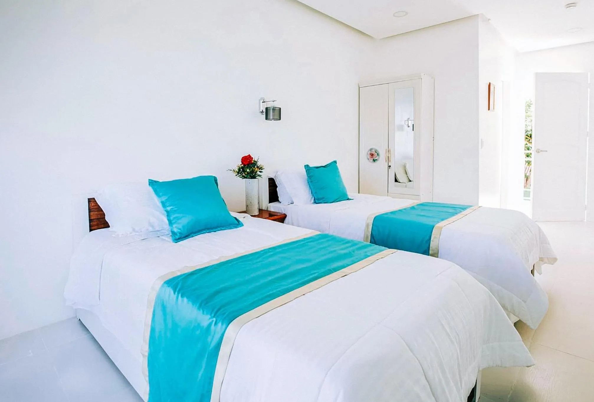 Bed in RedDoorz at PWL Exclusive Resort Cebu