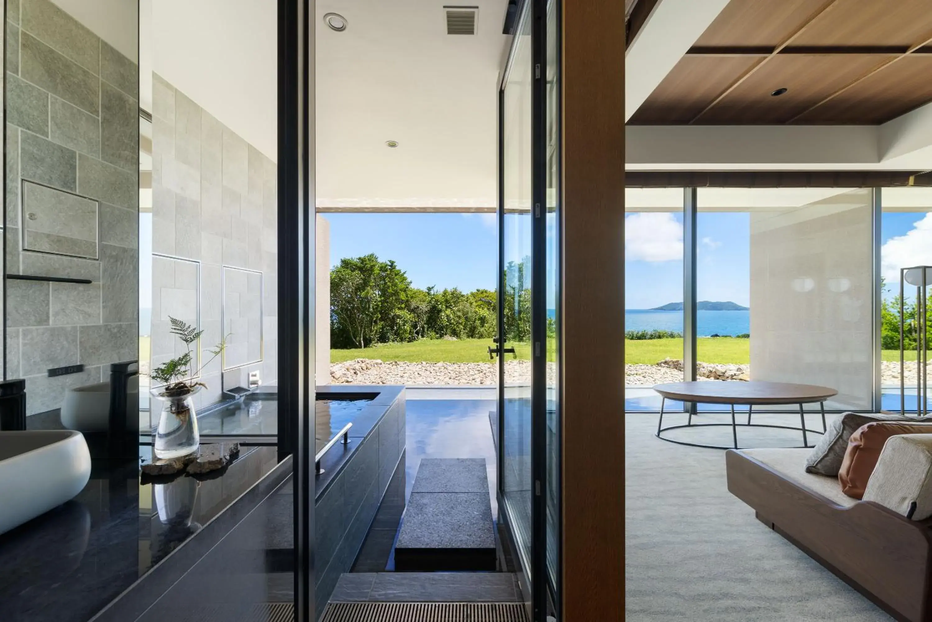 Standard Twin Room with Sea View - single occupancy in GOTO RETREAT by Onko Chishin Standard Twin Room with Sea View - single occupancy in GOTO RETREAT by Onko Chishin