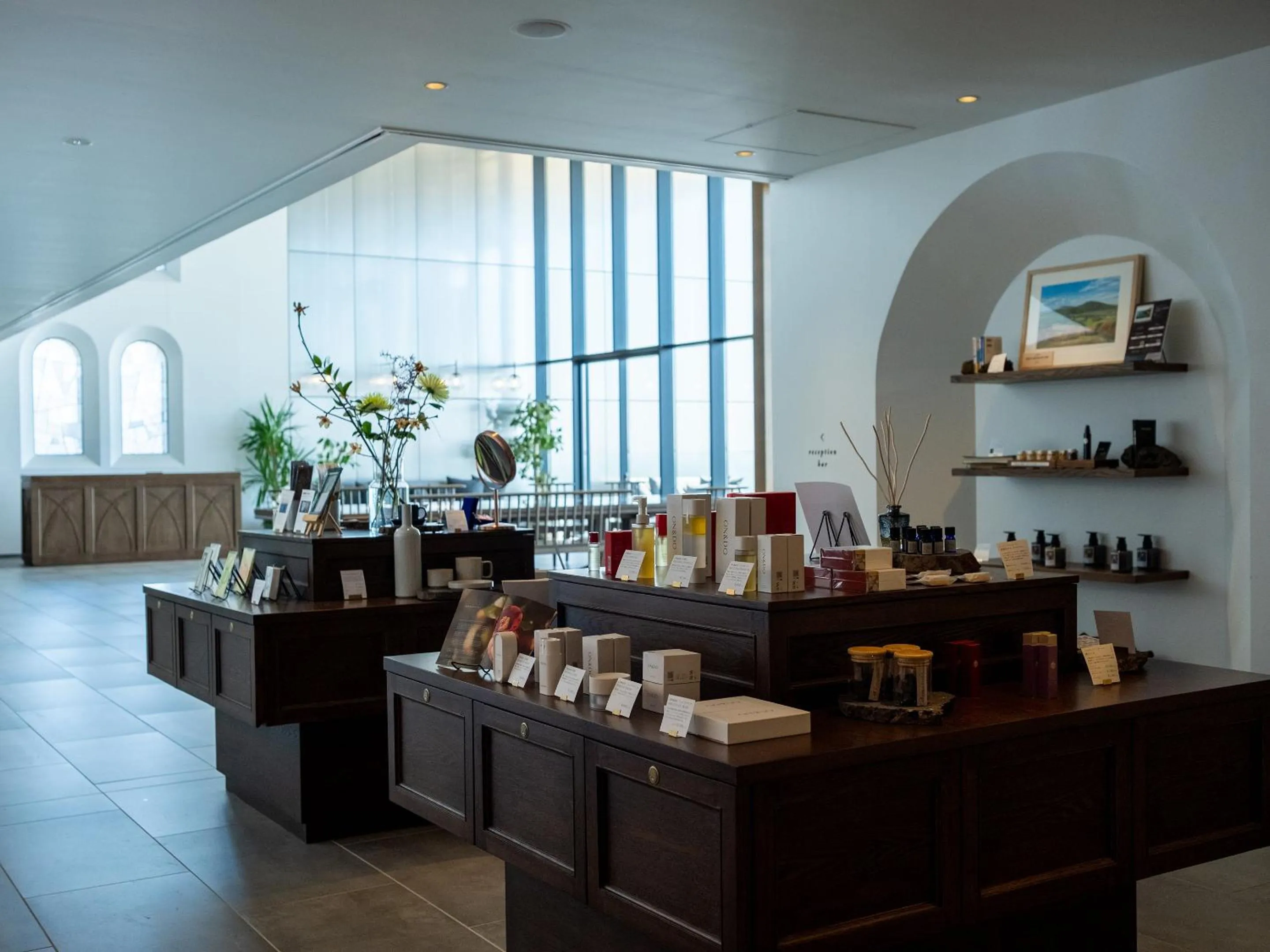 Shopping Area in GOTO RETREAT by Onko Chishin